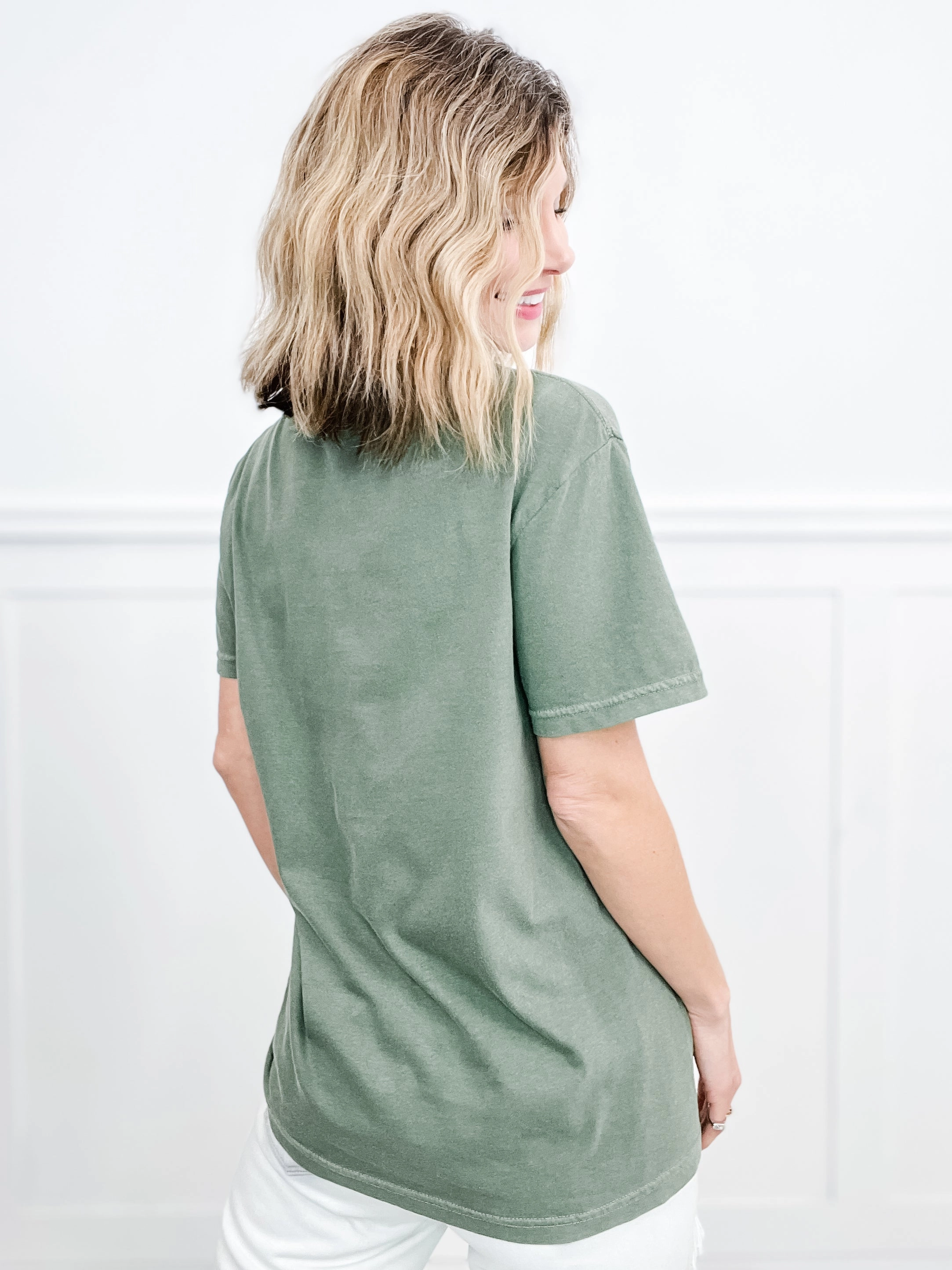 Convertible Neckline ShockAbsorbing Dancing Skeletons St Patrick's Day Graphic Tee