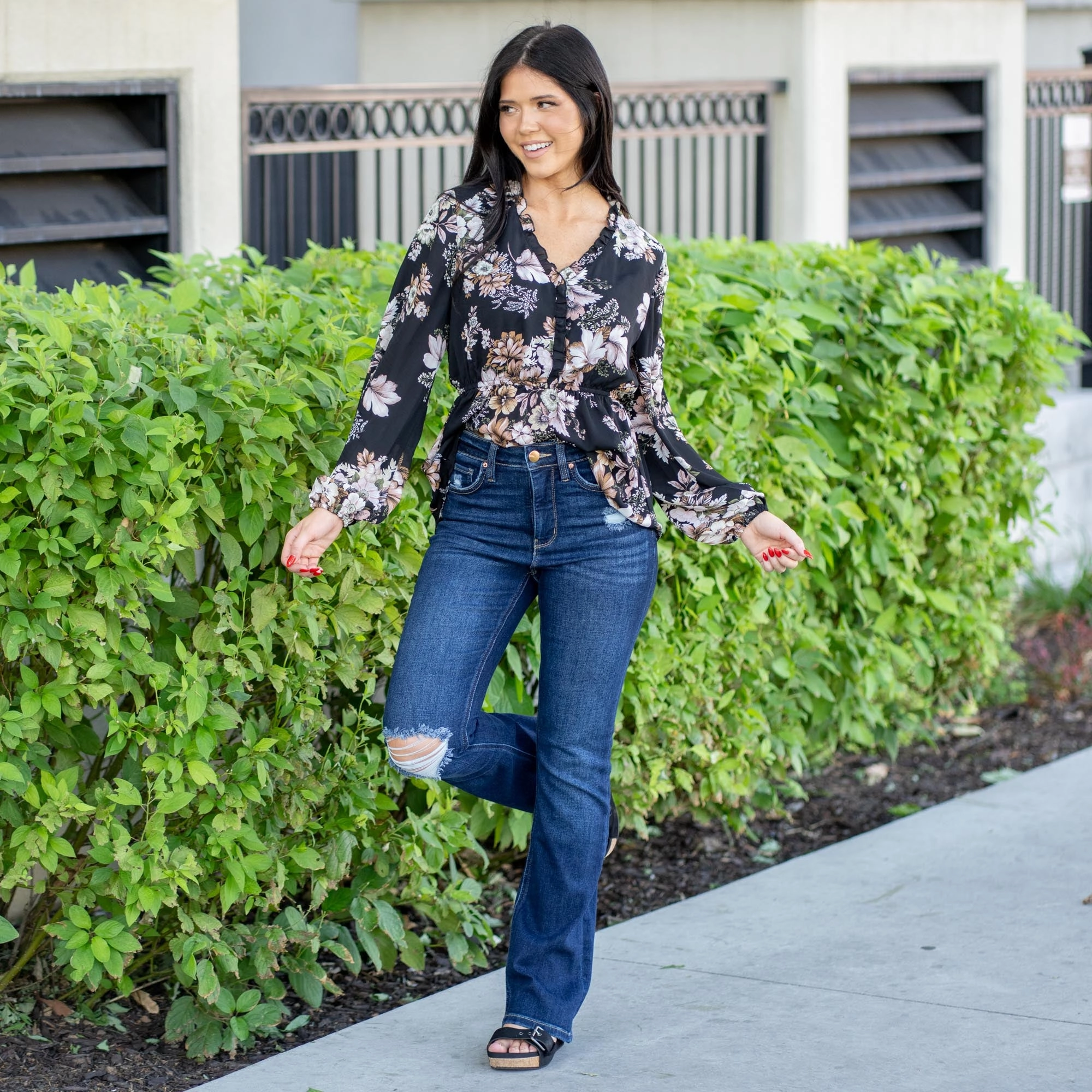 Universal Favorite RFM Mia High Rise Bootcut Distressed Jeans Dark Blue