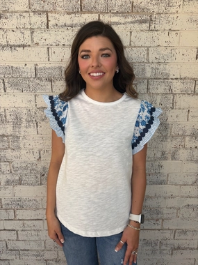 Seamless Knit Design Ricrac Trim Printed Flutter Sleeve Contrast Blouse 2 Colors