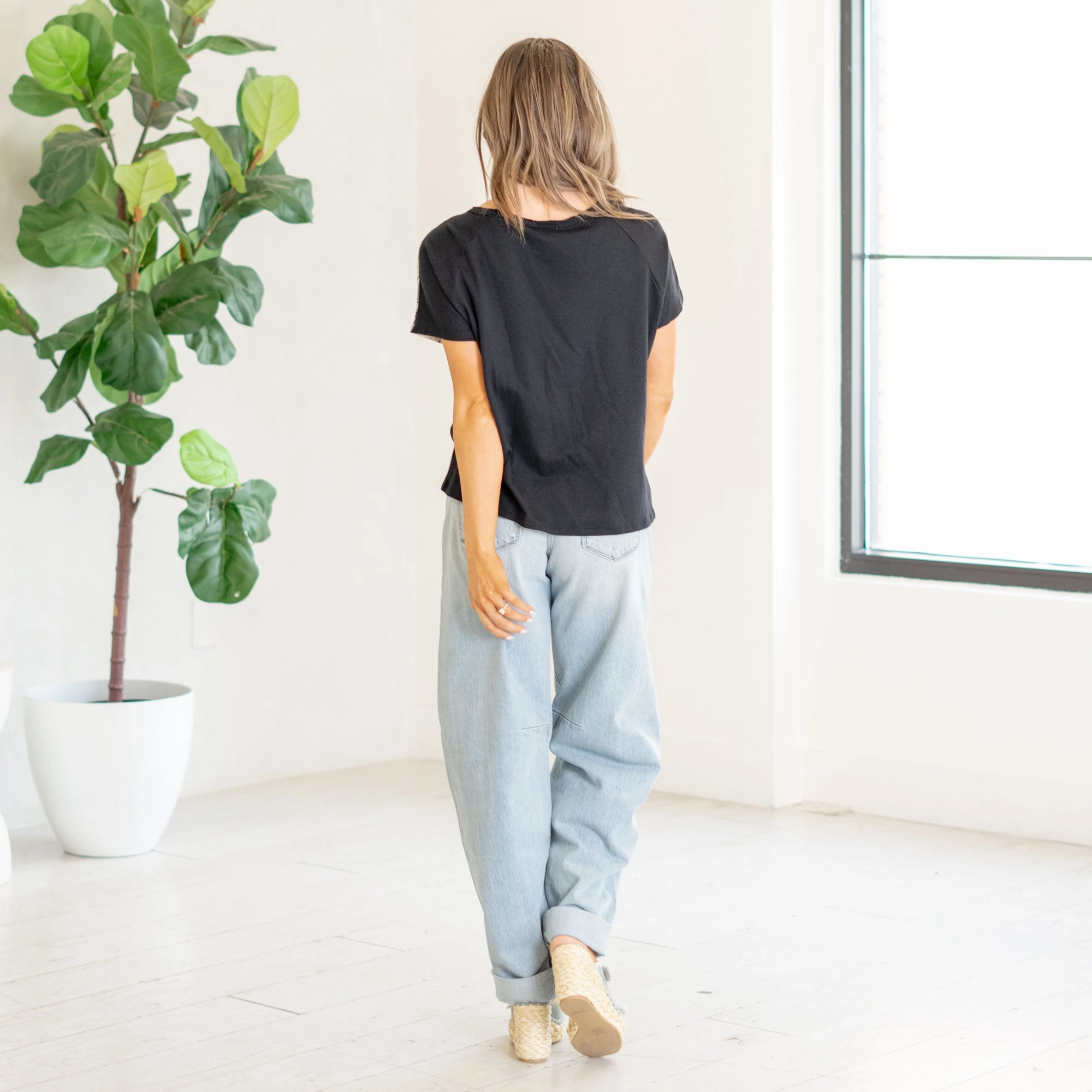 Round Neck Drop Shoulder Top Trendy Fashion Spring Break