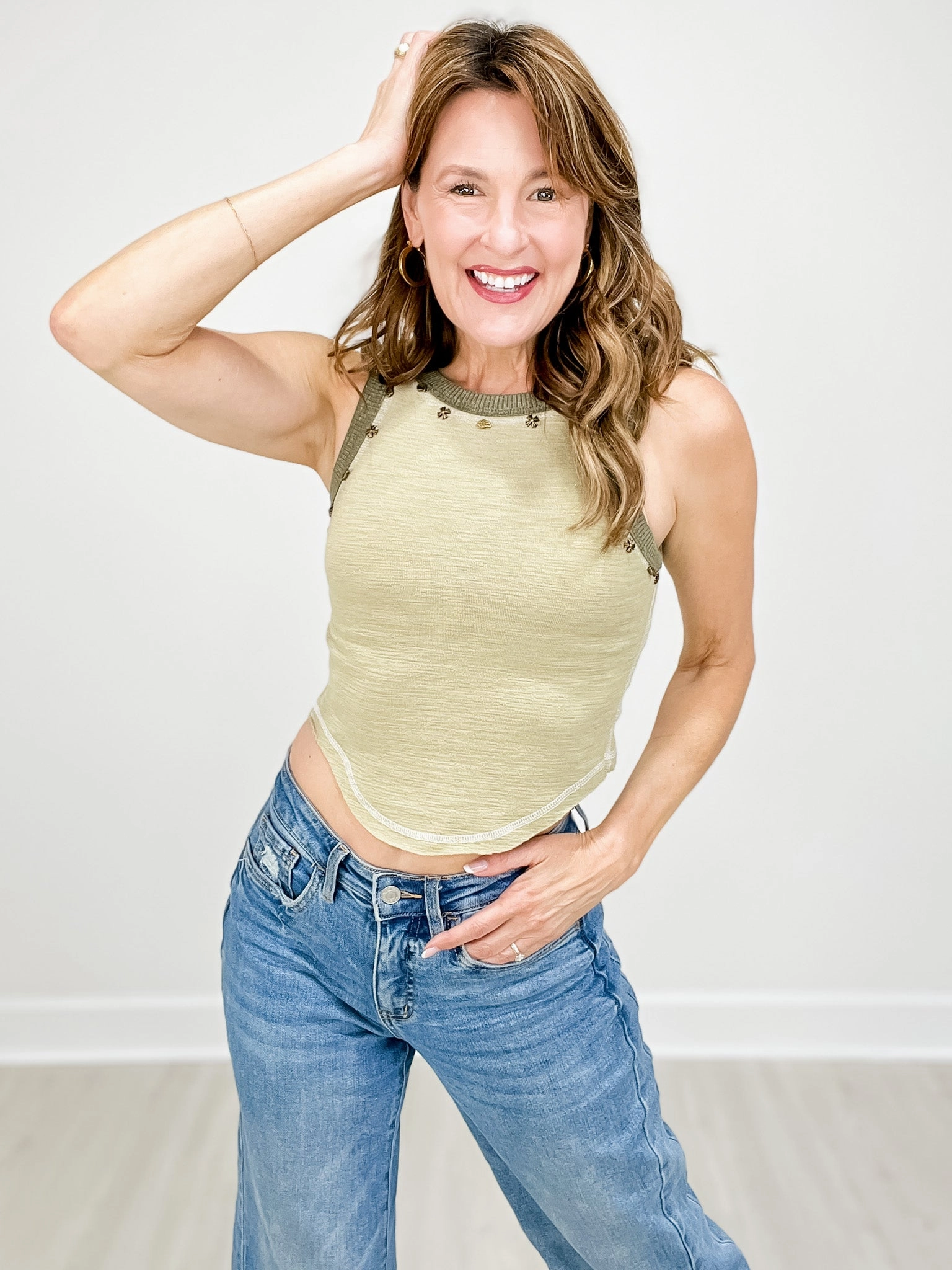 Round Neck Sleeveless Slub Textured Knit Crop Top HighStretch