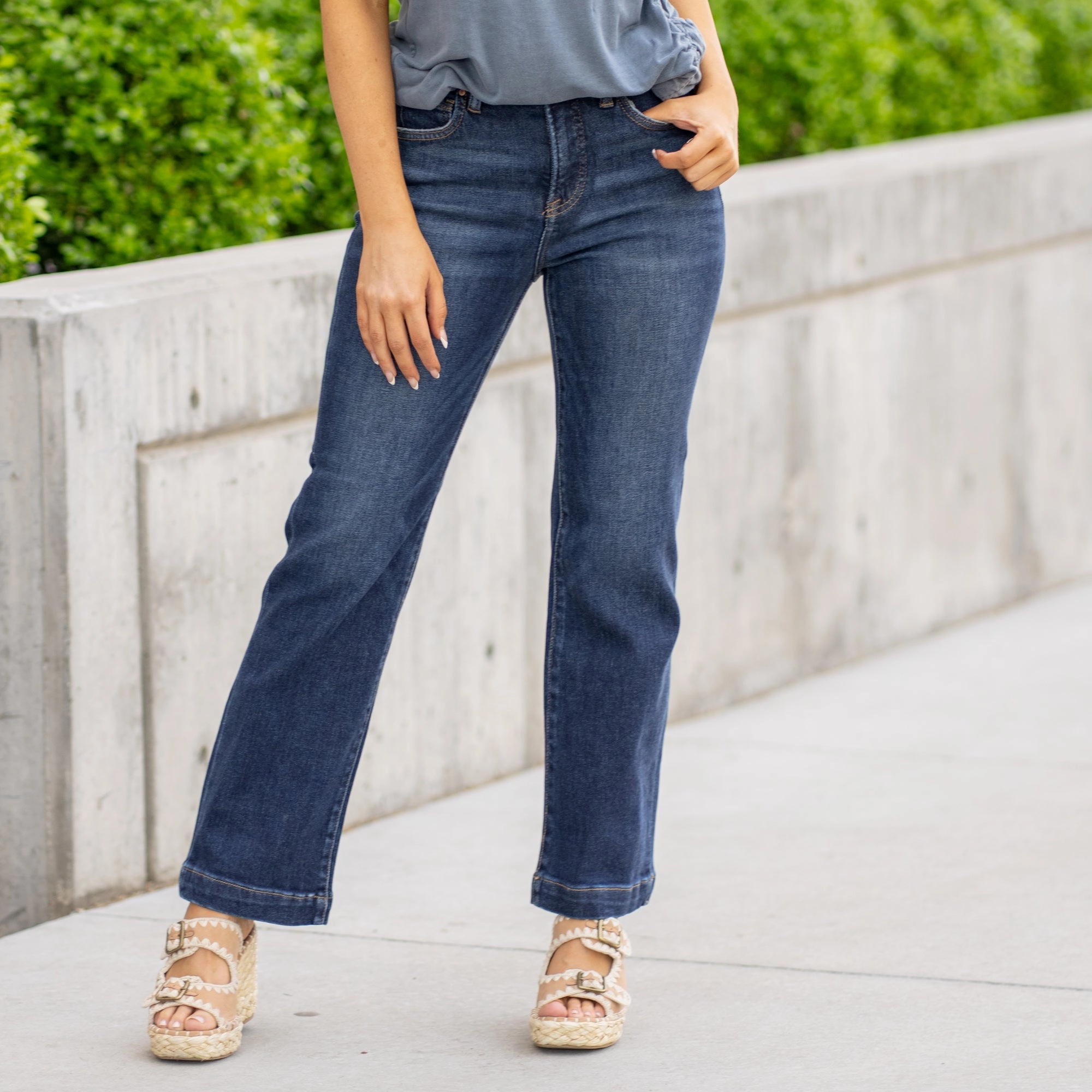 Sculpt & Stroll High Rise Crop Wide Leg Regular & Plus Sizes Zip Fly Closure