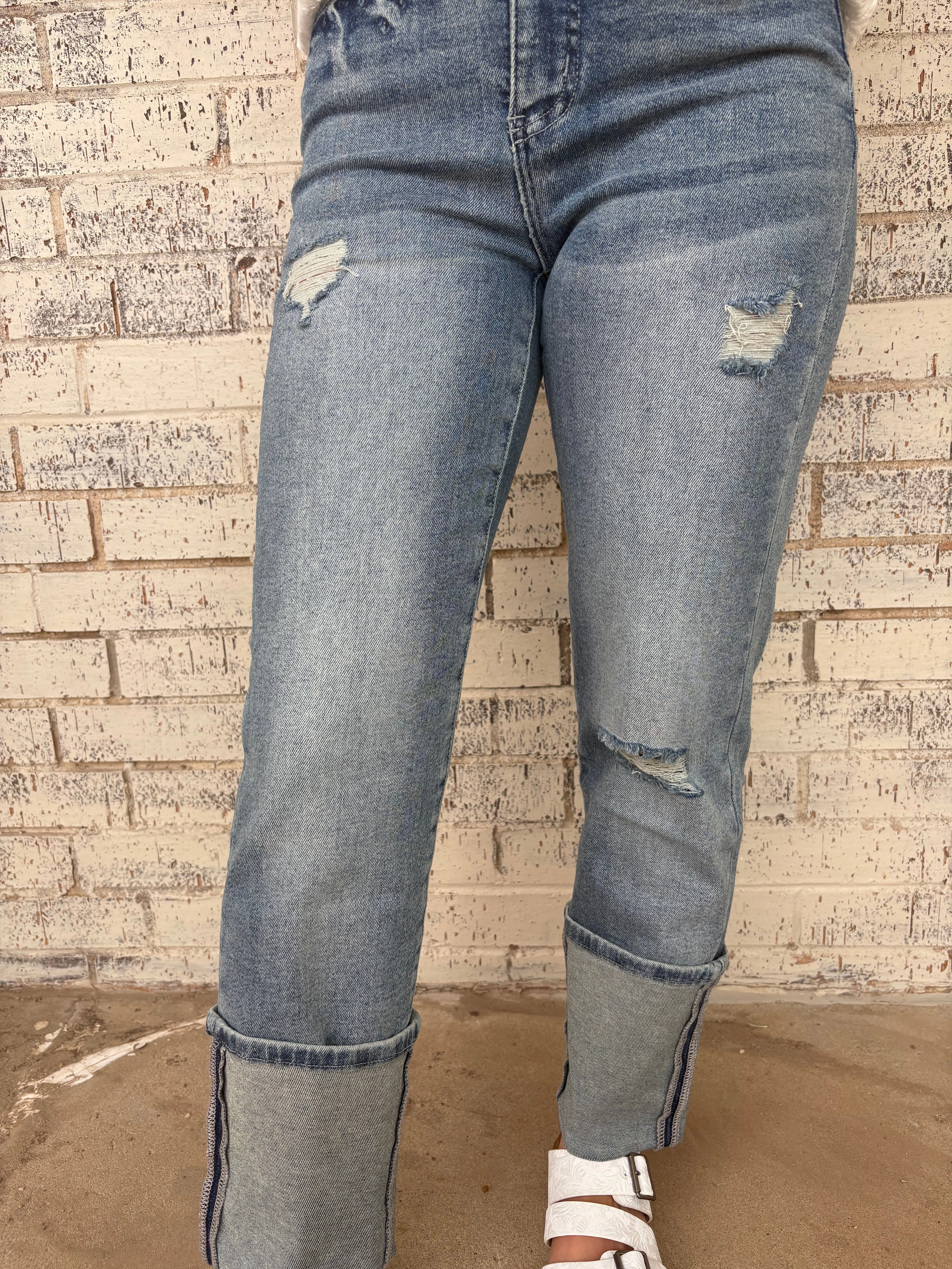 Breathable mesh lining Soft and Light Vintage Stone Wash High Rise Distressed Cuffed Boyfriend Jeans