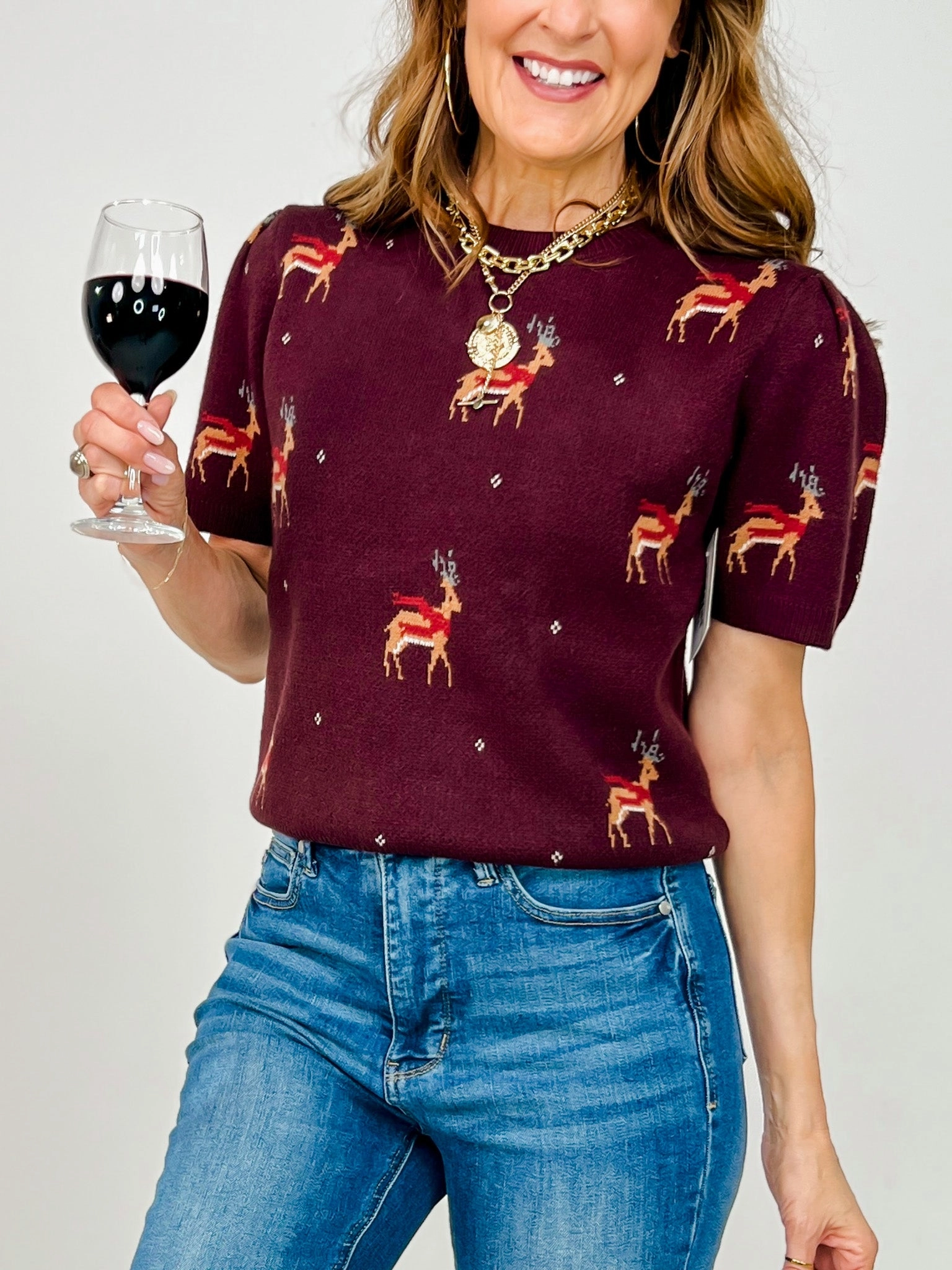 Light Knit Smart Wear Short Puff Sleeve Sweater with Reindeer Pattern