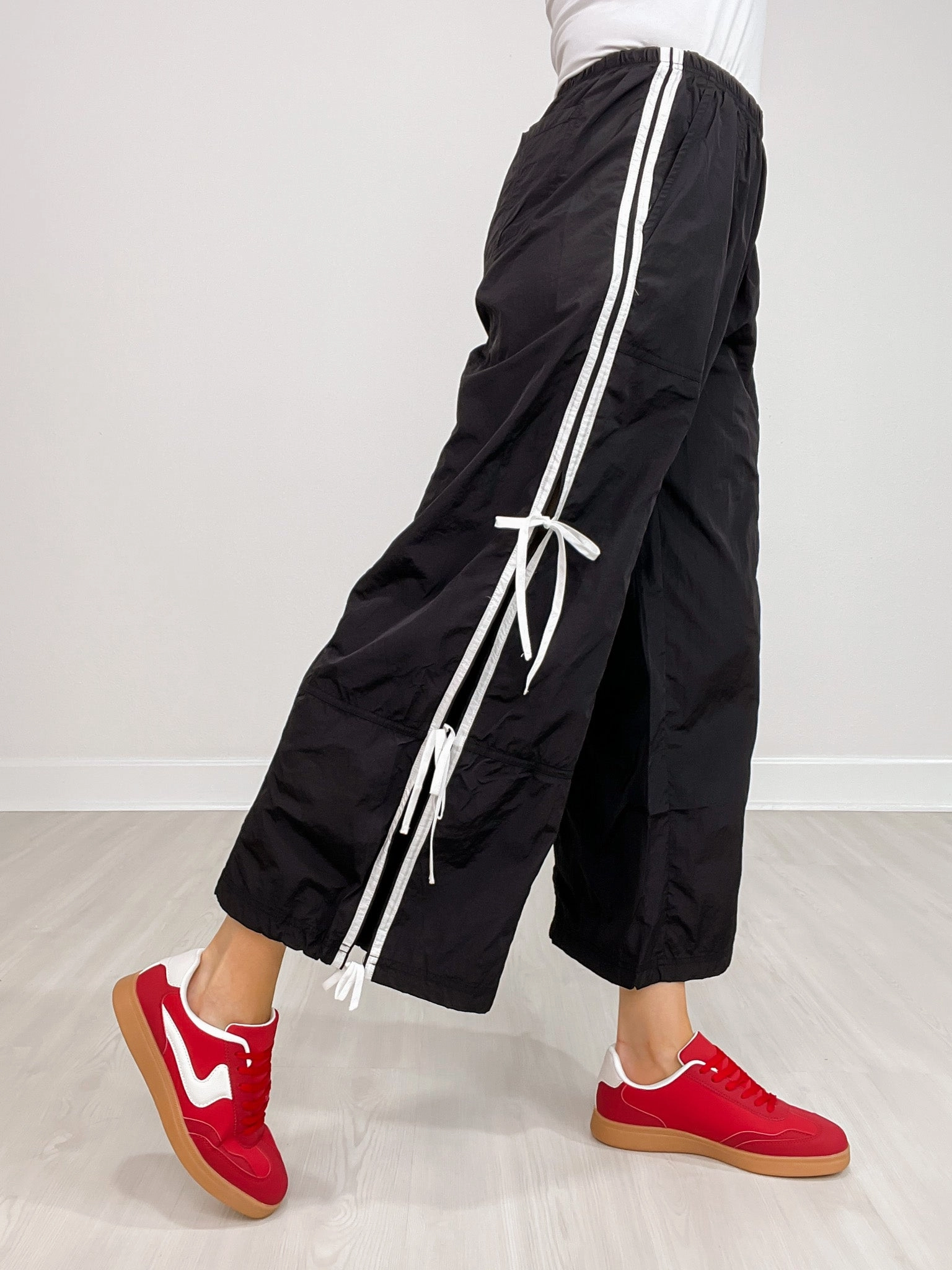Multipurpose Design Elastic Waist Jogger Pants With Side Detail Ribbon Ties