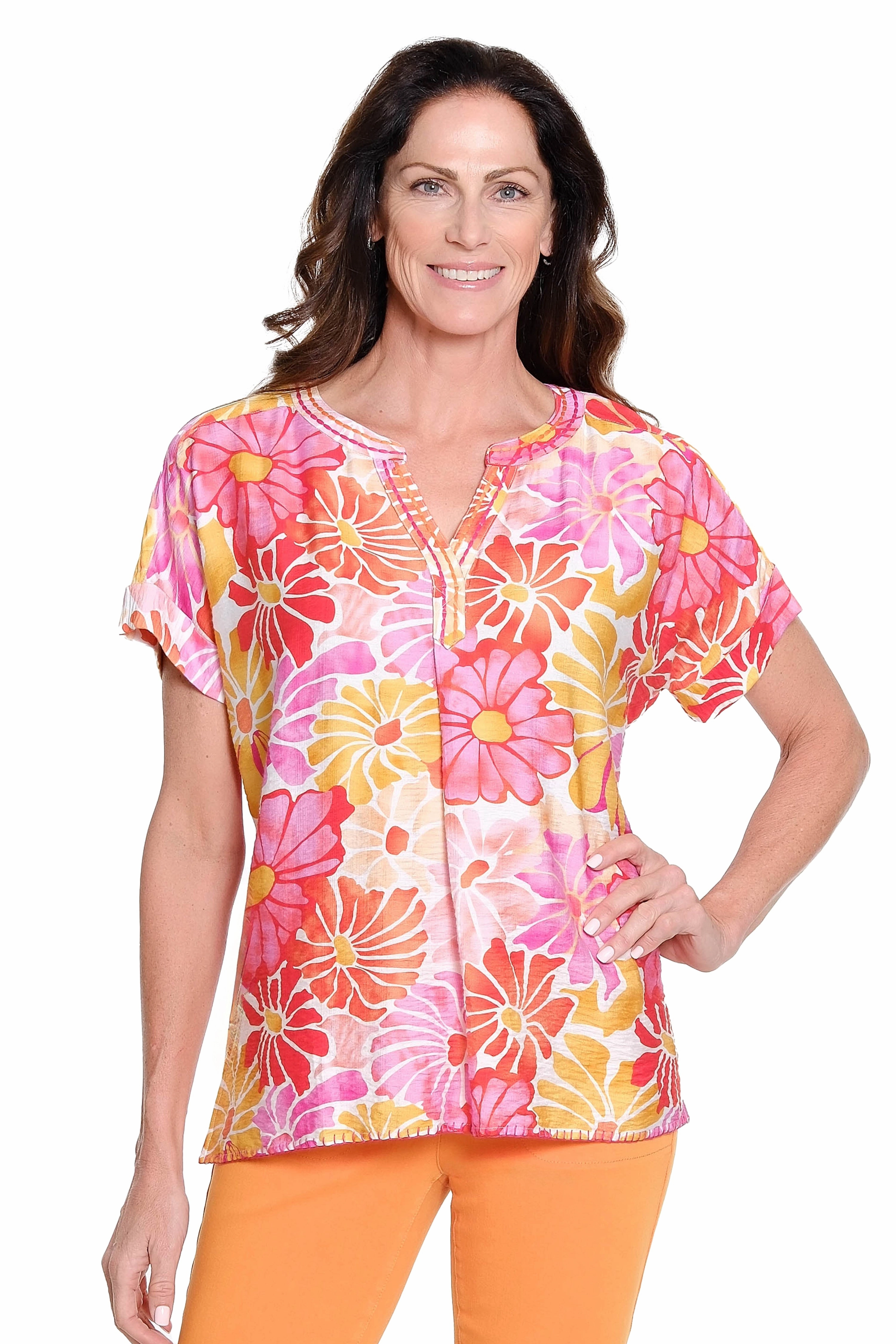 ArticulatedElbowShaping Cozy Knit Embroidered Split Neck Top ?C Multi