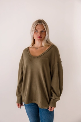 Chill Fit Classy Detail We The Free Coast 2 Coast Thermal | Gothic Olive Cross