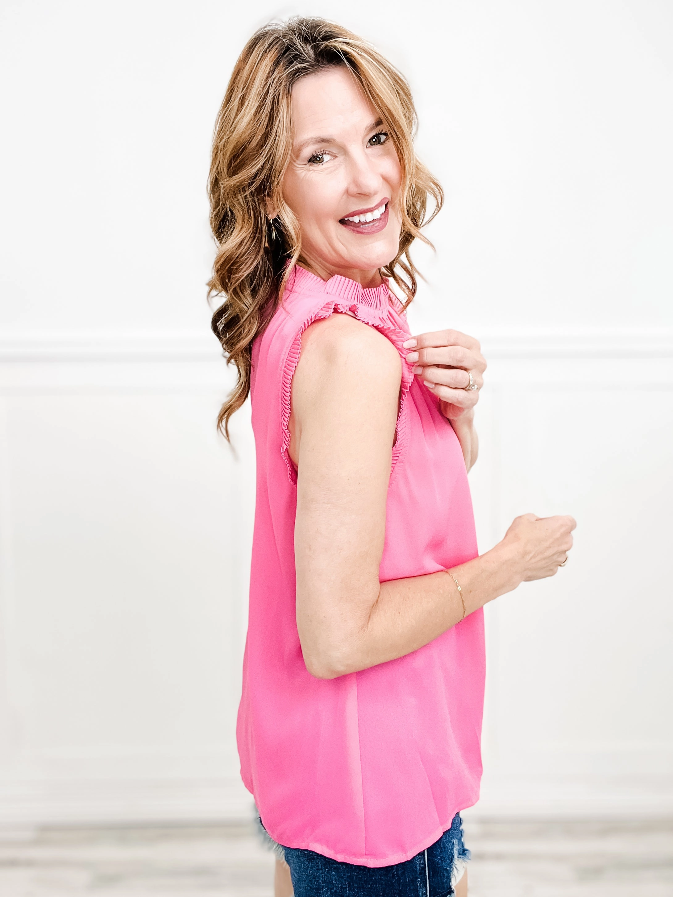 SolarReflectiveFinish Casual Wear Simple Love Pleated Sleeveless Solid Top