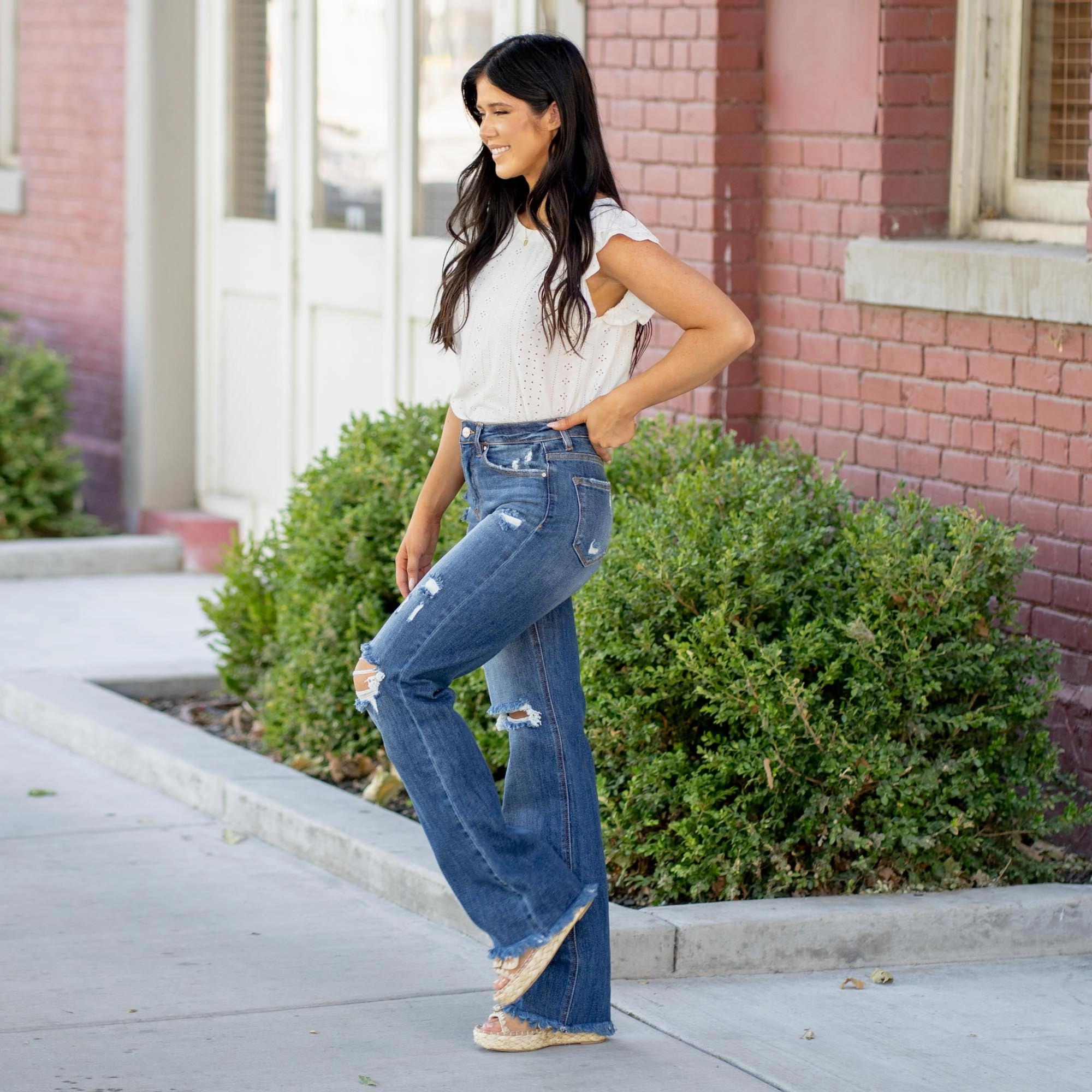 Risen Sienna High Rise Straight Leg Jeans Deep Blue Wash Party Look Luxury