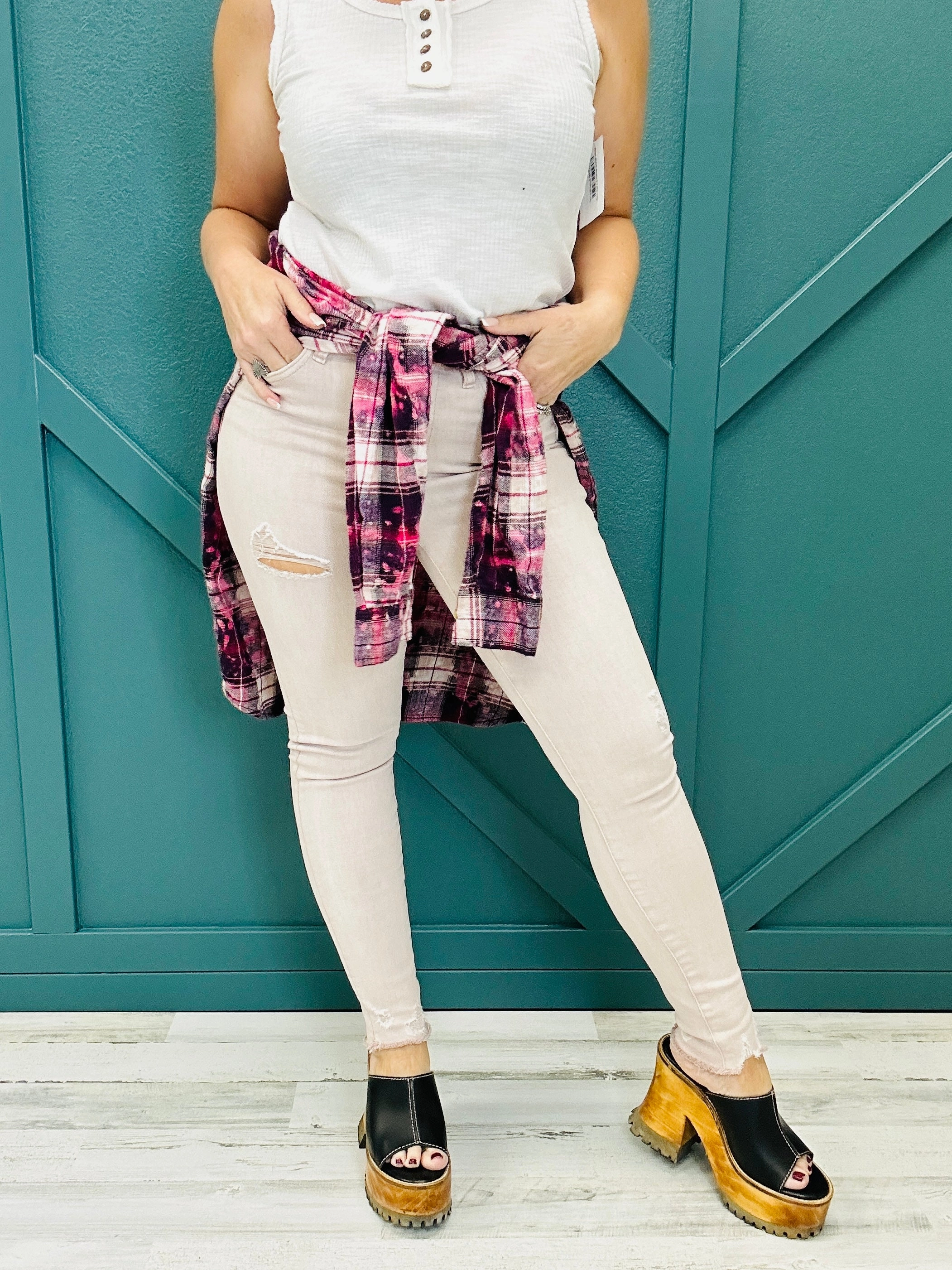 Tailored Comfort Outfit Essential Vervet by Flying Monkey High Rise Cropped Skinny Jeans