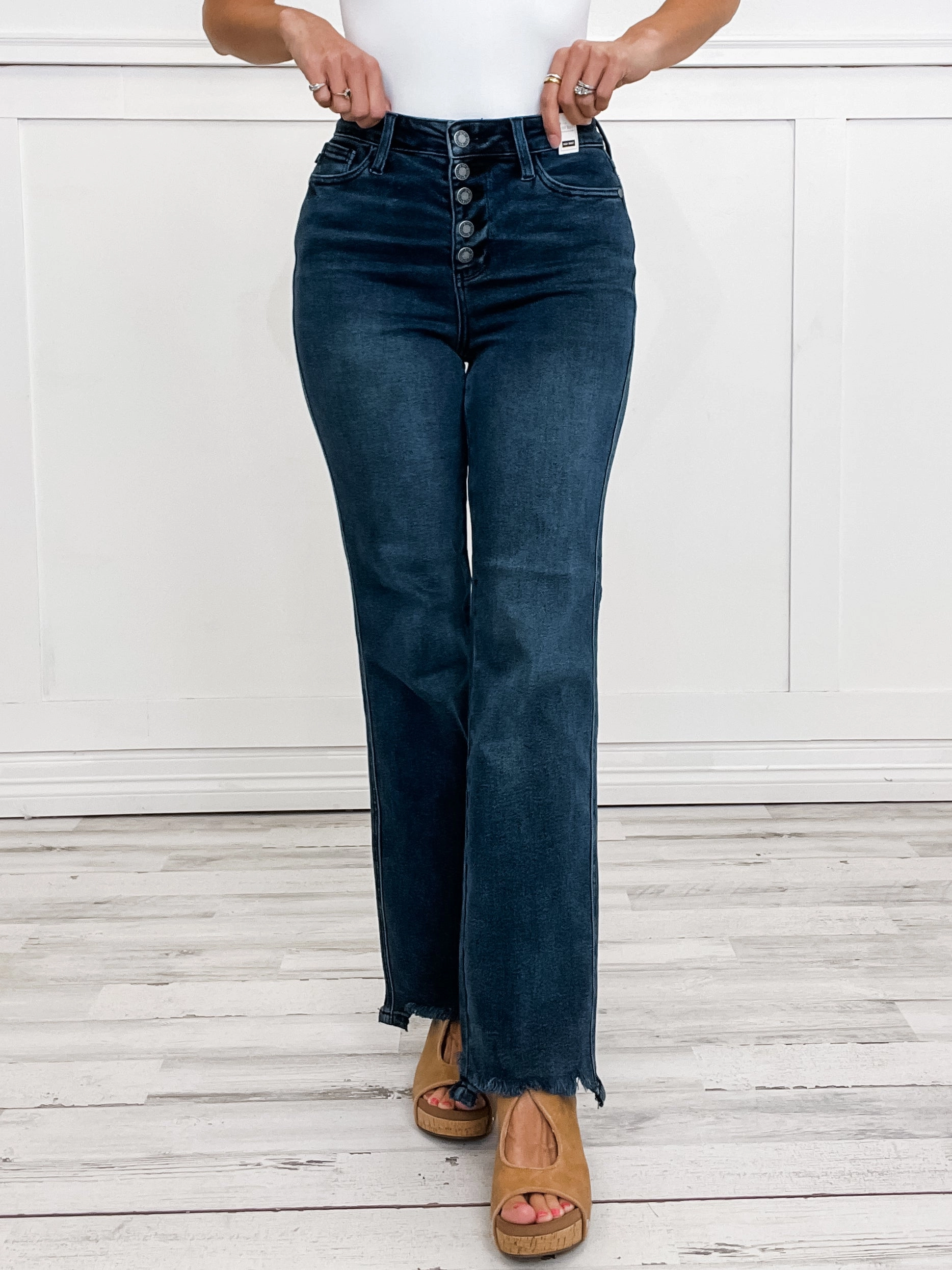 Judy Blue JOURNEY Hi-Rise Button Fly Distressed Hem Straight Denim Jeans Date Night Sustainable