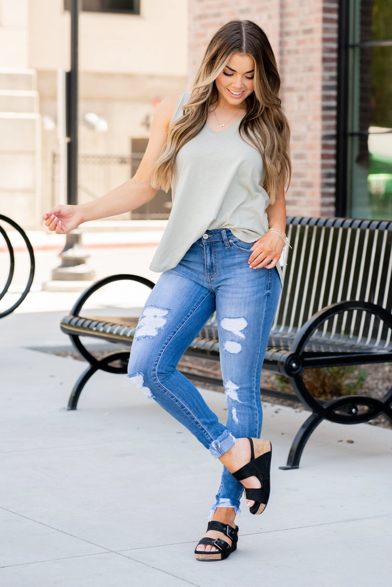 KanCan Lynn Mid Rise Skinny Jeans Medium Blue Wash Regular & Plus Sizes Style Match