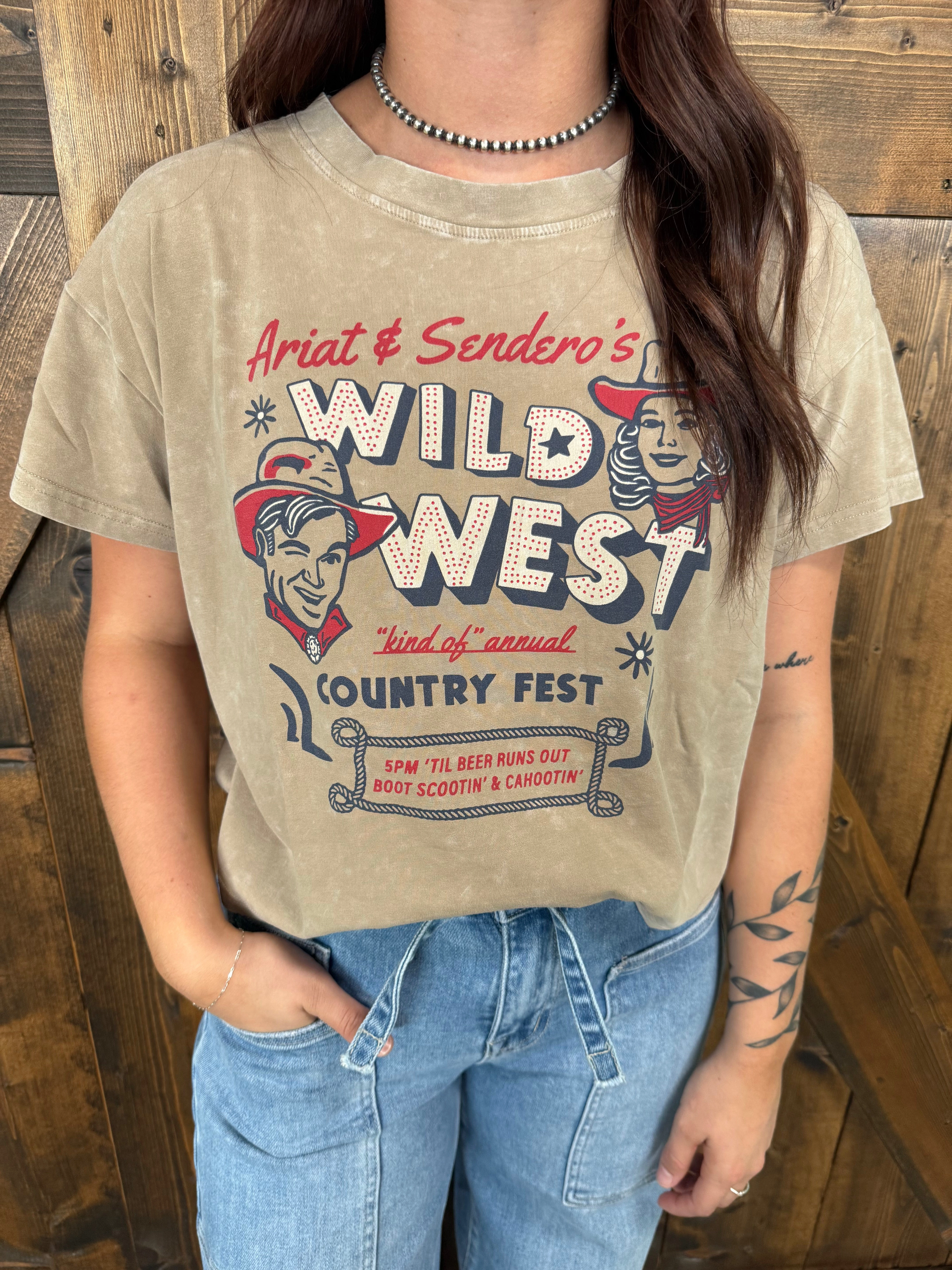 Ariat Wild West  Graphic Tee ReinforcedArmholes Reflective details