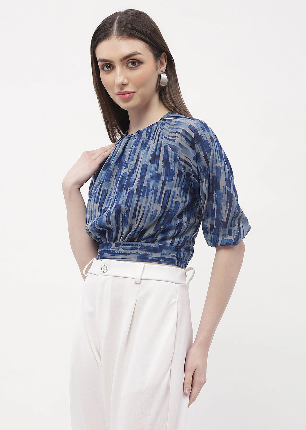 Bonded Seam Tape Madame Raglan Sleeve Blue Abstract Print Crop Top