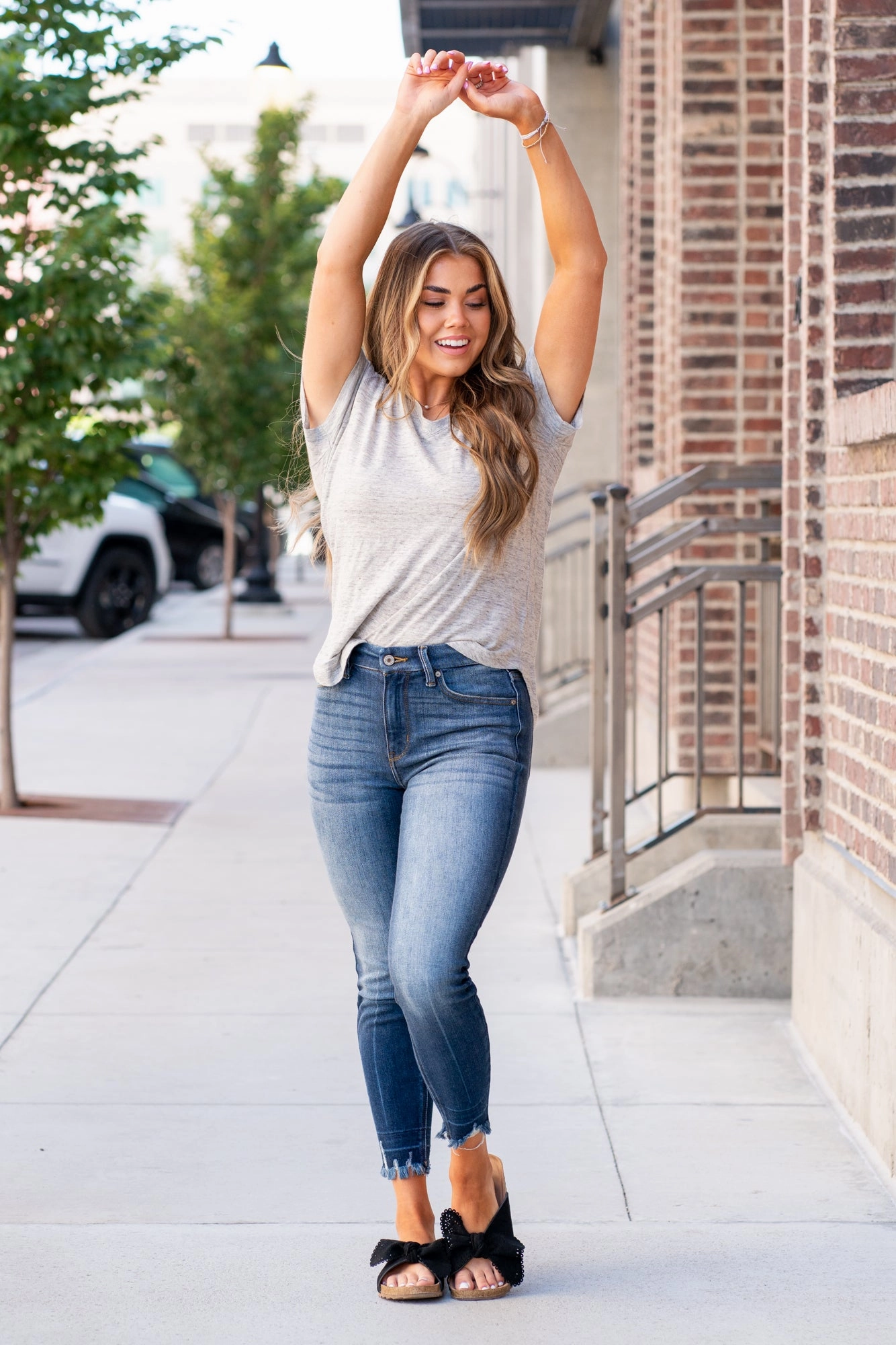 Sophia High Rise Ankle Skinny Sleek Option Neutral Loose