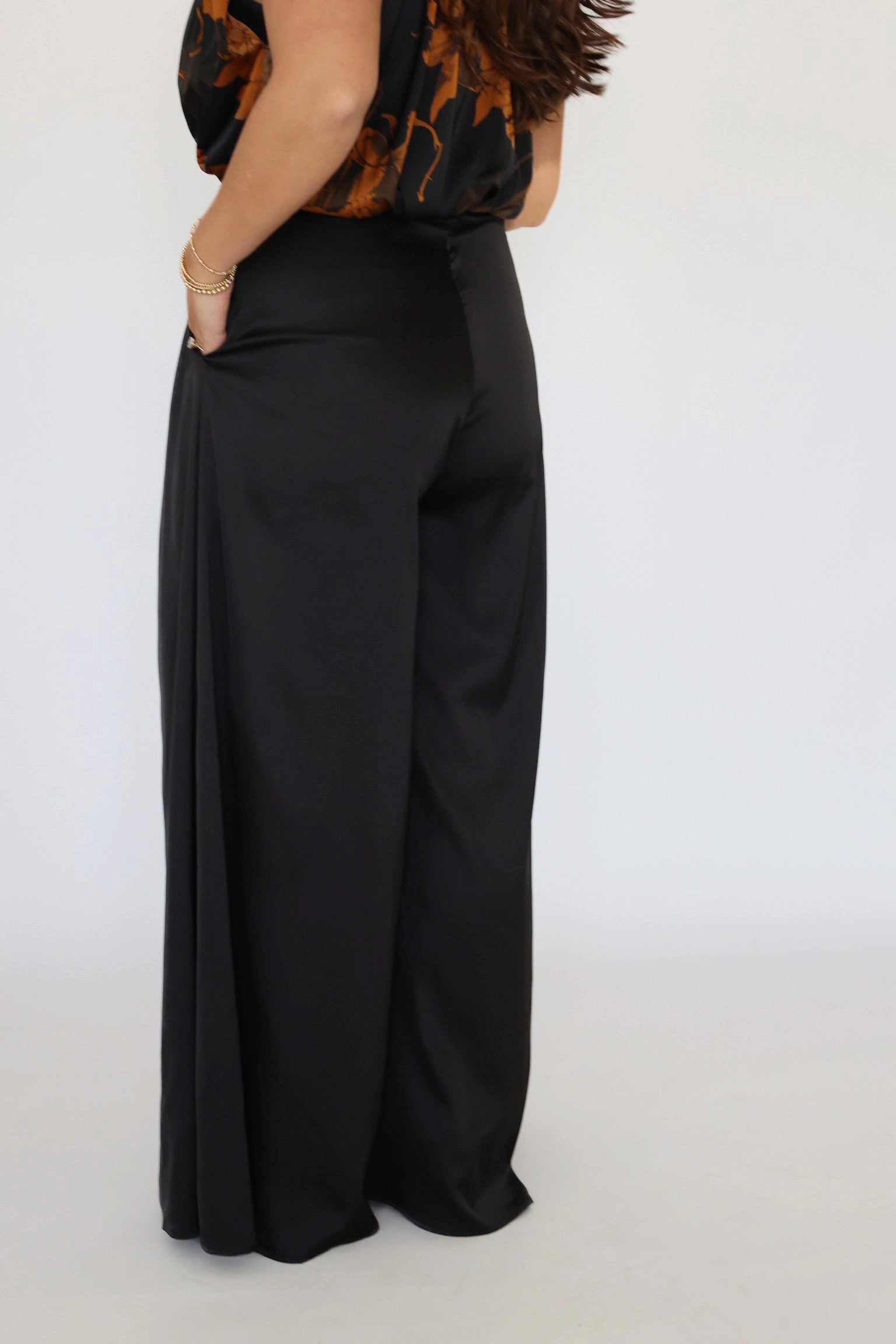 Lindow Pants -(FINAL SALE) Lightweight Weave Double Layered Hem