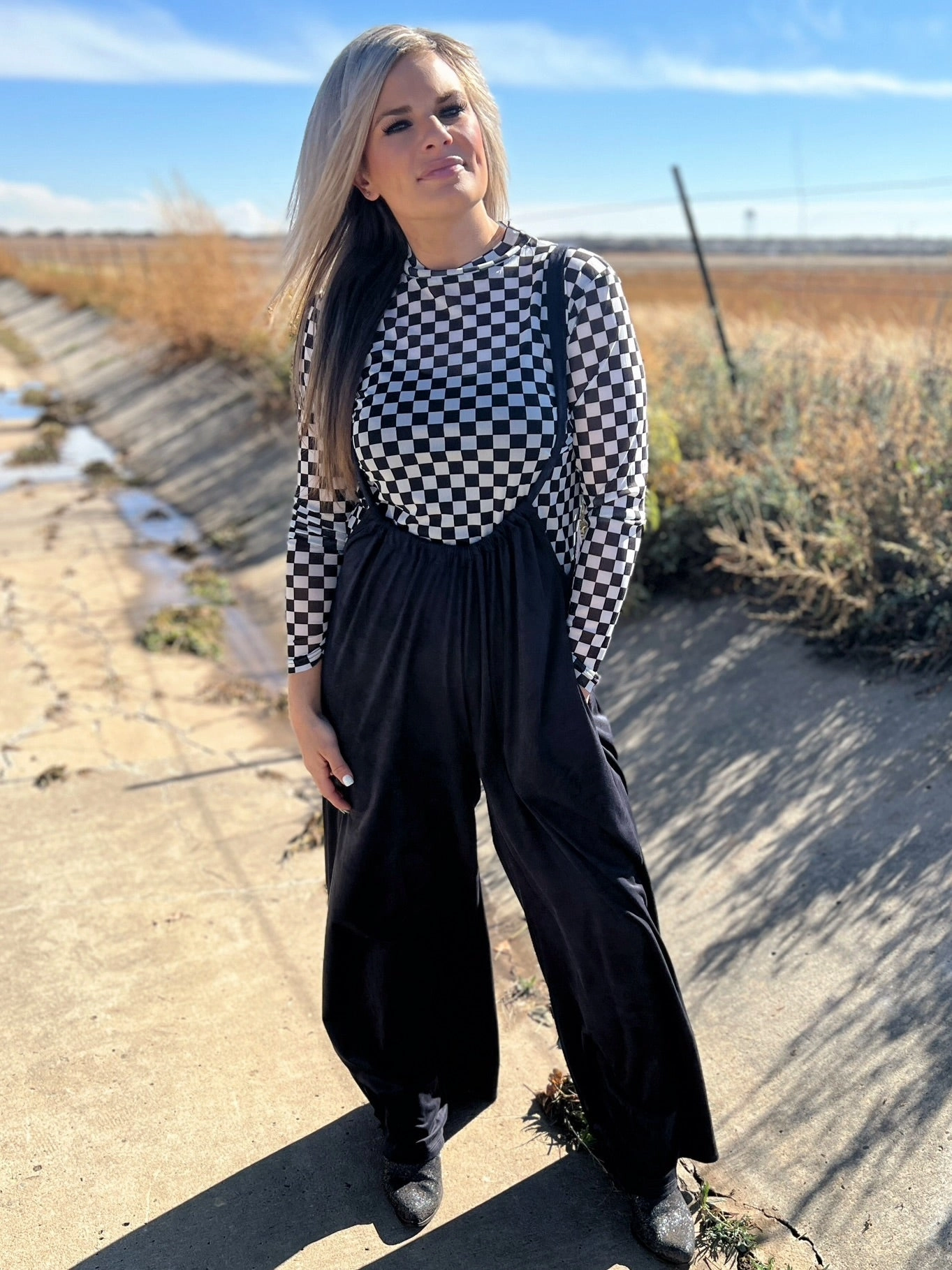 Sterling Kreek Round The Track Top Wrinkle Resistant Finish