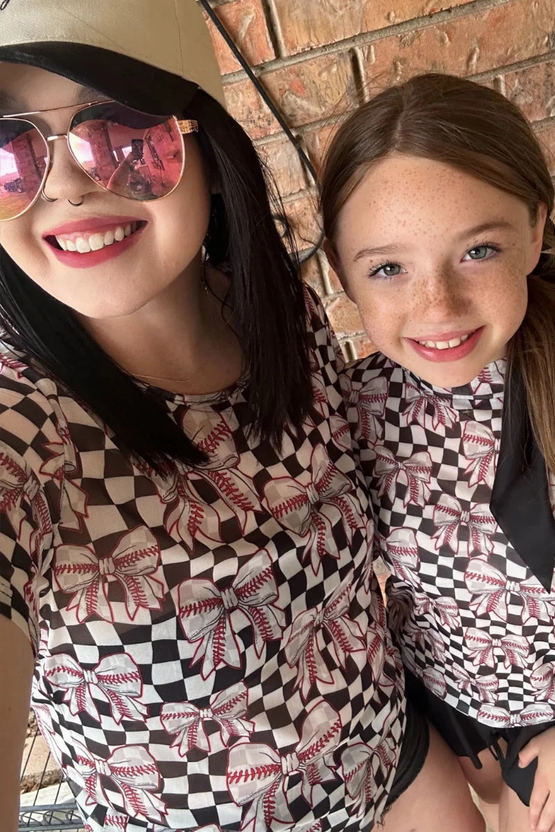 Sterling Kreek Dirt & Diamonds Short Sleeve Mesh Top Wrinkle Resistant Treatment