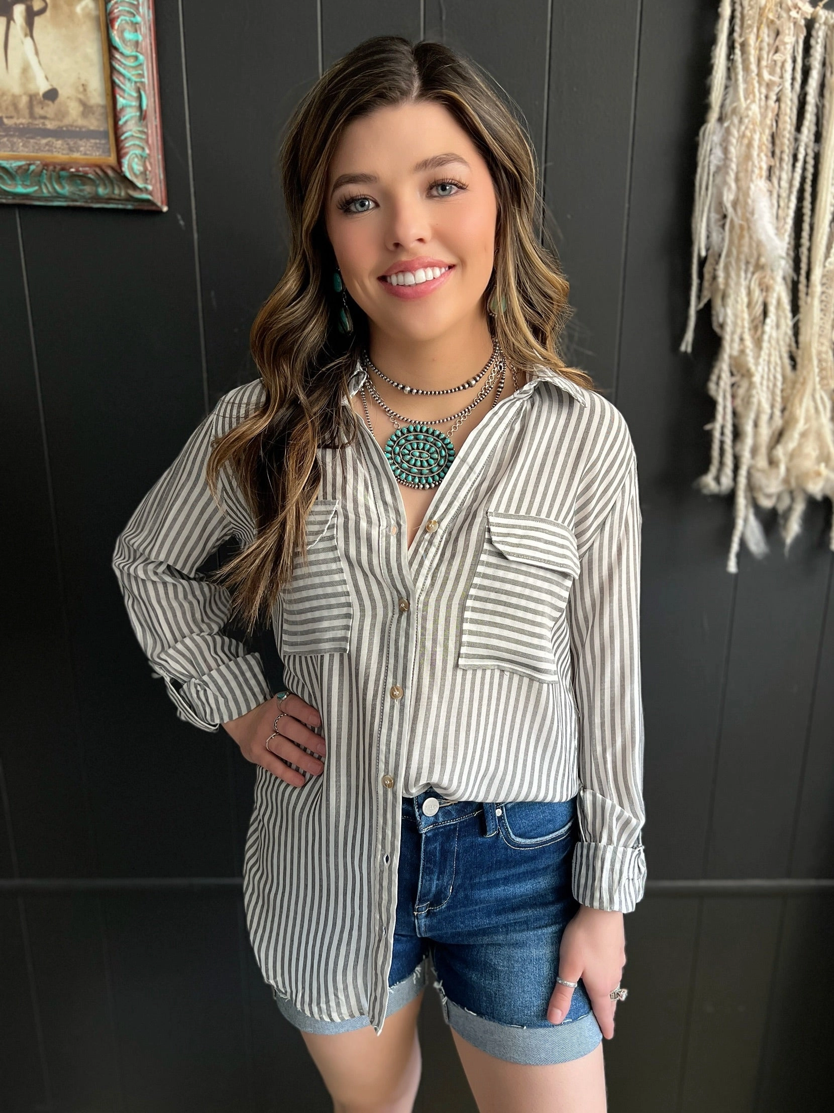 FlexibleKnit SeamlessDesign Striped Collared Lightweight Button Down Shirt