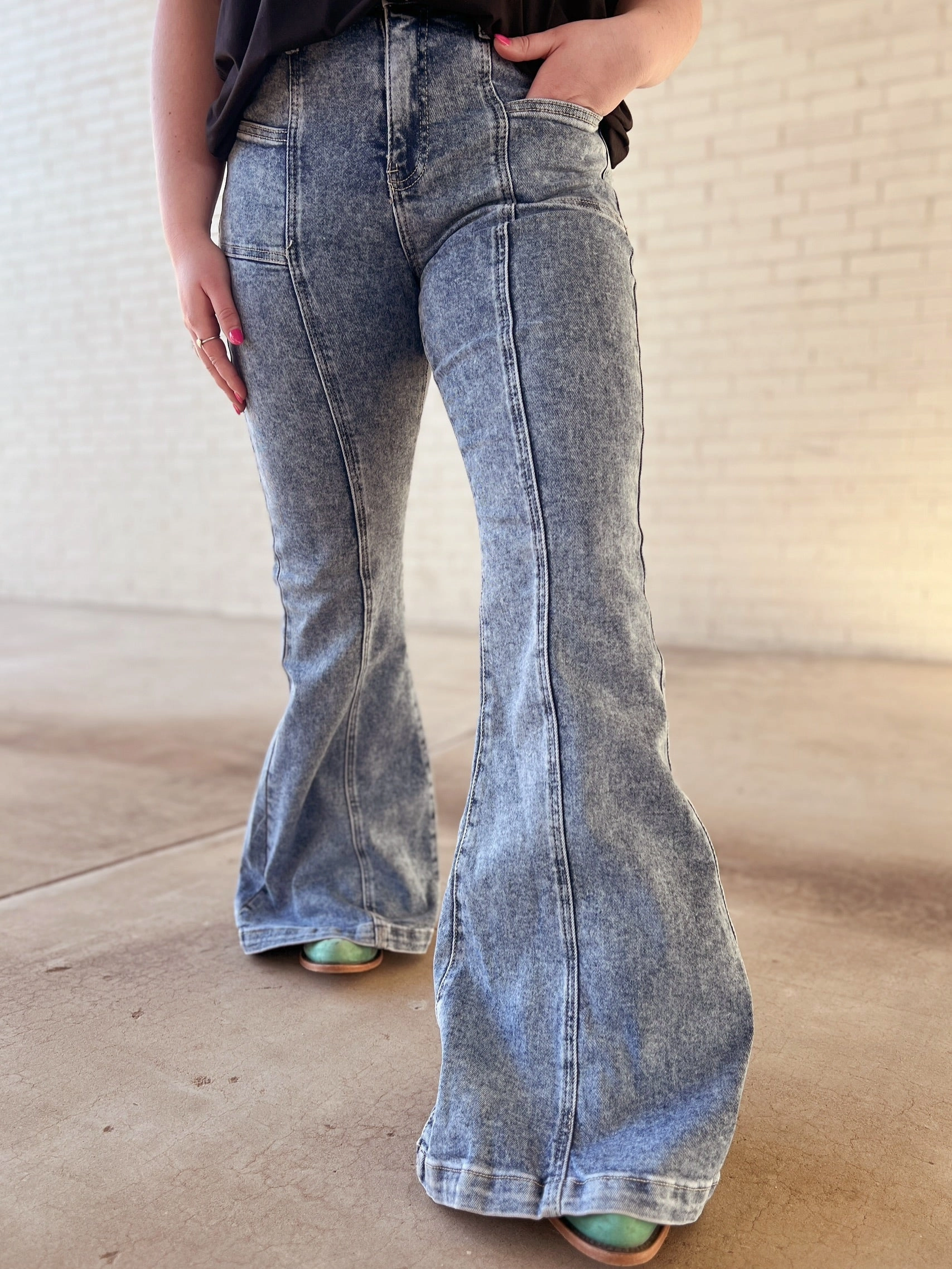 High Rise Tummy Control Bell Bottom With Outward Seam Comfy All-Day Agile Fit