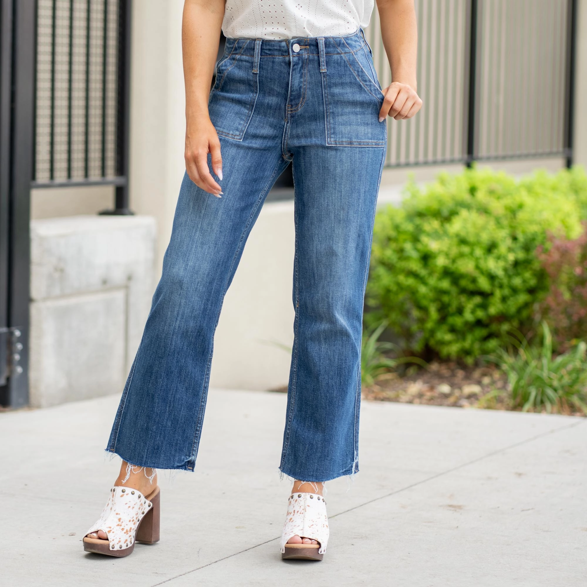 Flexible Waistband Superb High Rise Crop Utility Pocket Straight Leg