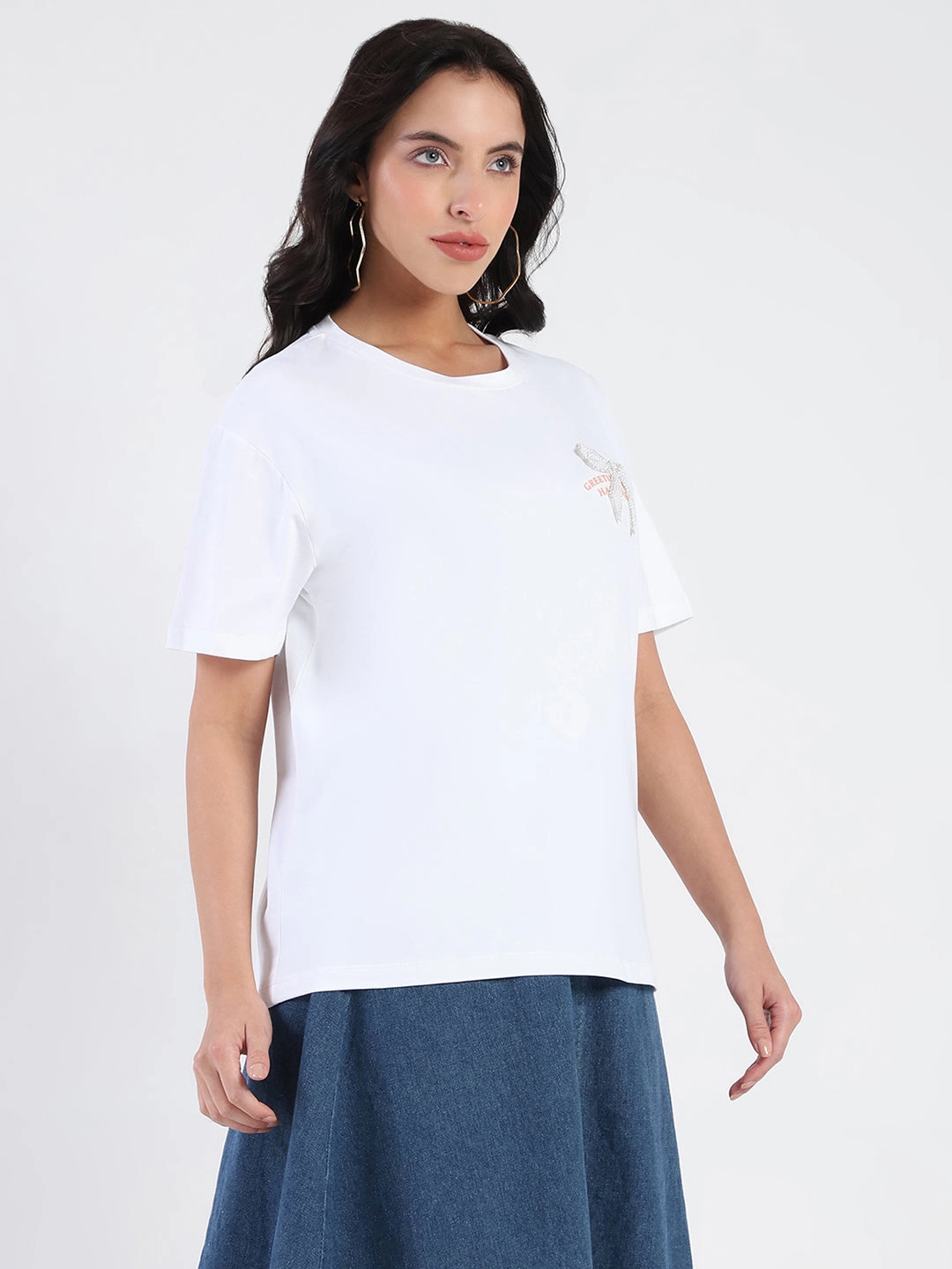 Madame Accessory Patch Detail Graphic Print White T-shirt Roll Up Sleeve System