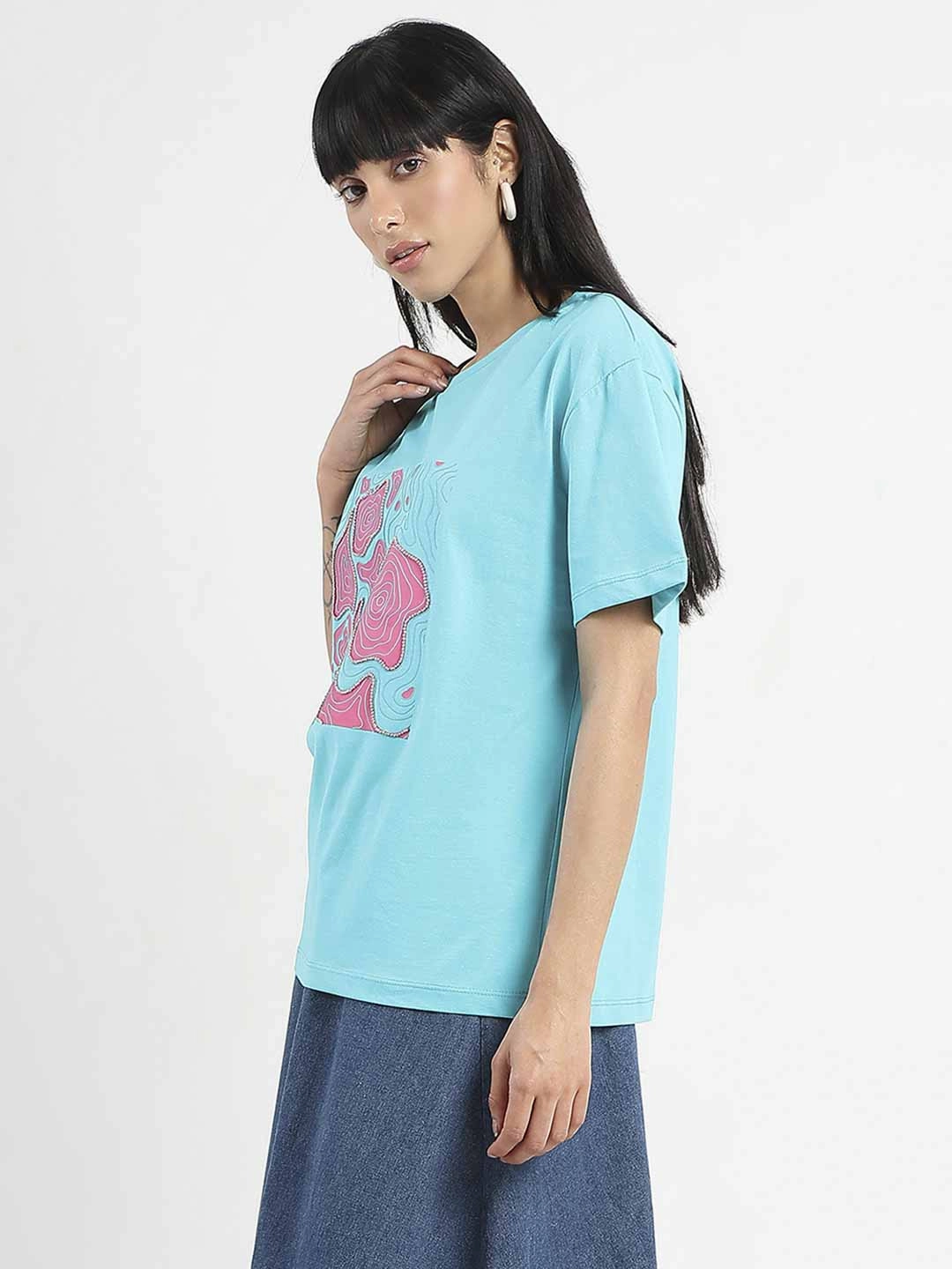 Wrinkle Free Texture Madame Graphic Print Embellished Aqua Blue Sinker T-Shirt