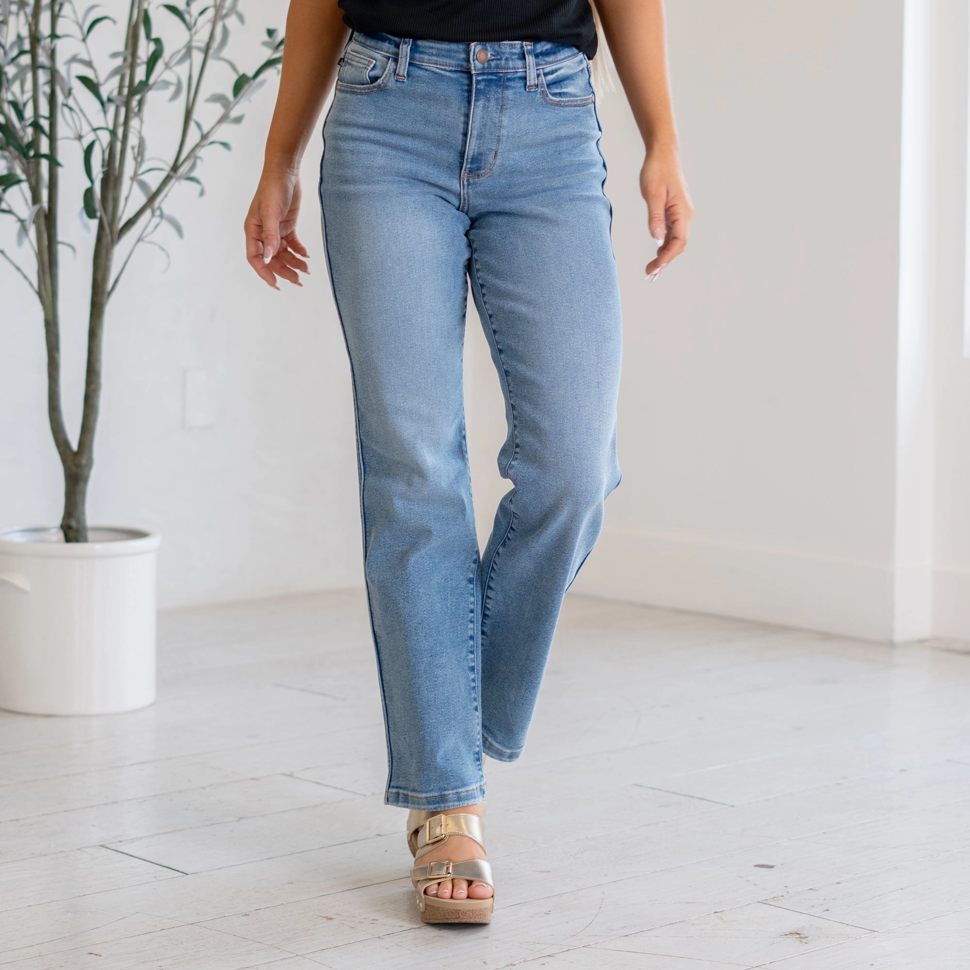 The Perfect High Rise Vintage Straight Leg Regular & Plus Sizes Slim Holiday Vibes Teen Outfit