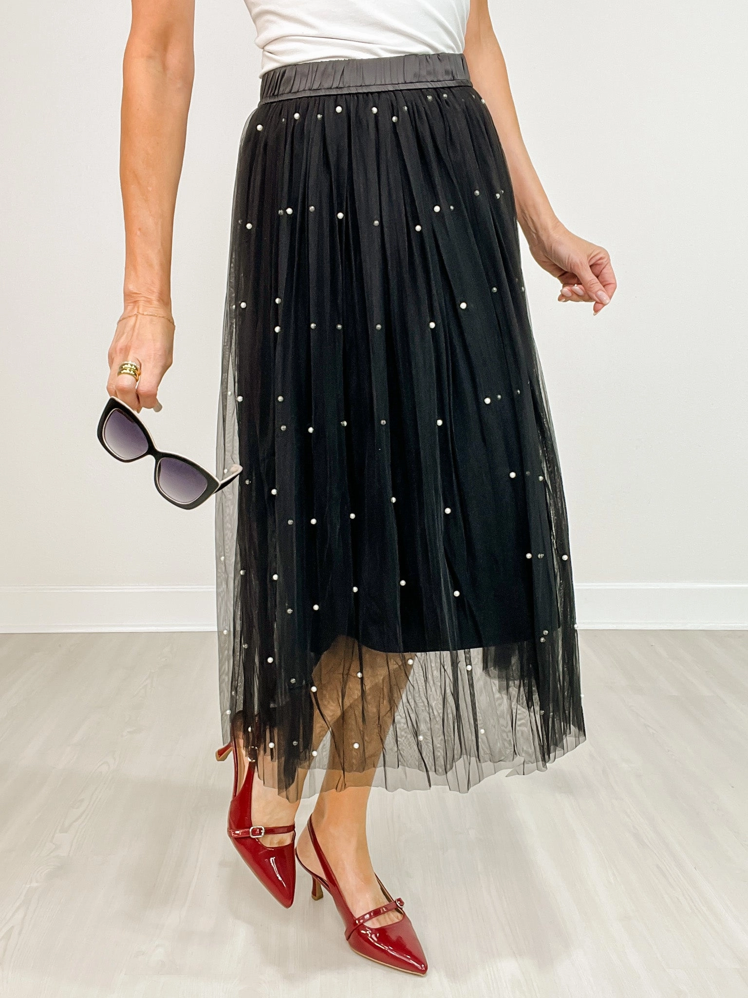 High Waisted Solid Knit Skirt with Pearl Beaded Mesh Tulle Active Fit Stylish Cut