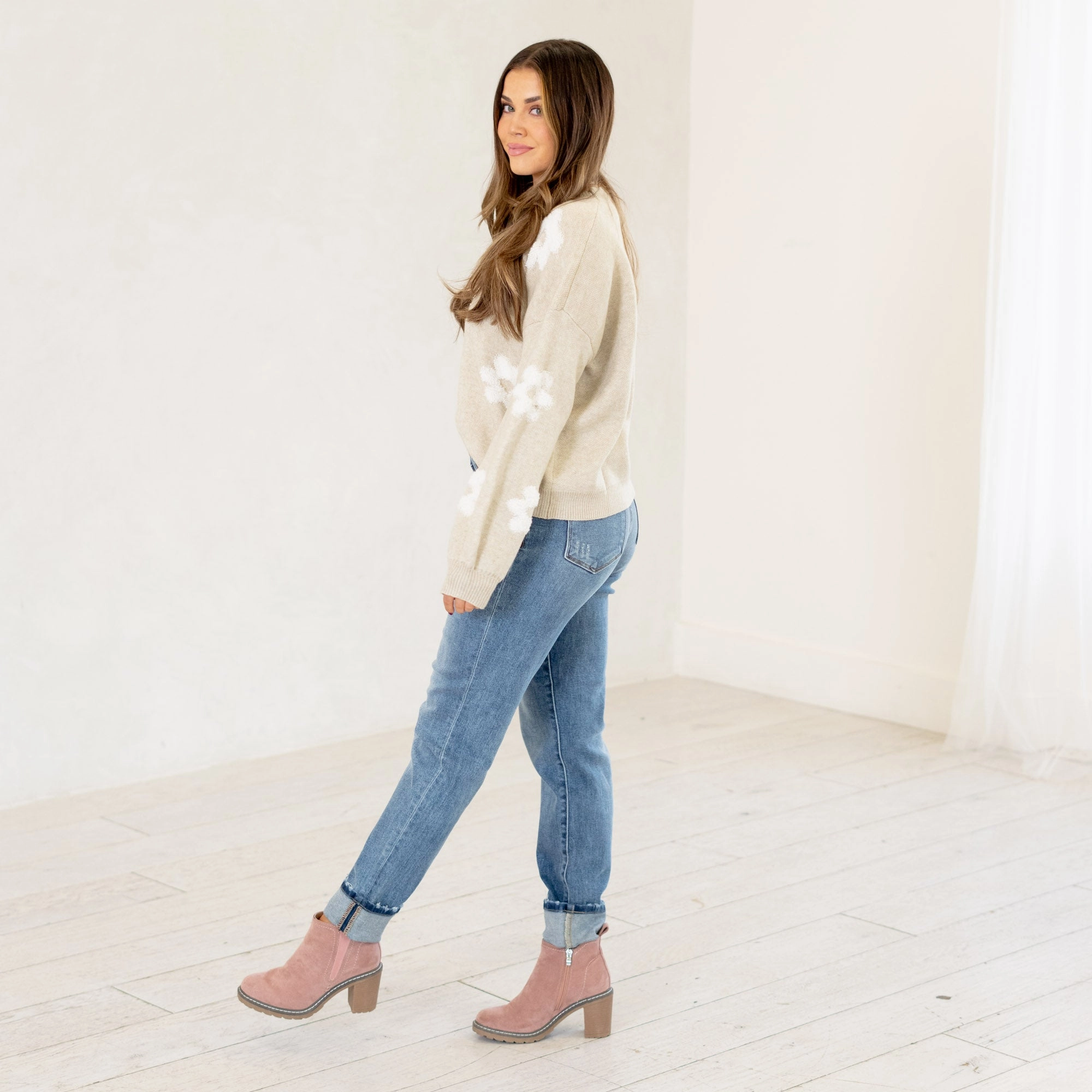 Tailored Silhouette Desert Dusk Mid Rise Vintage Wash Boyfriend Regular & Plus Sizes