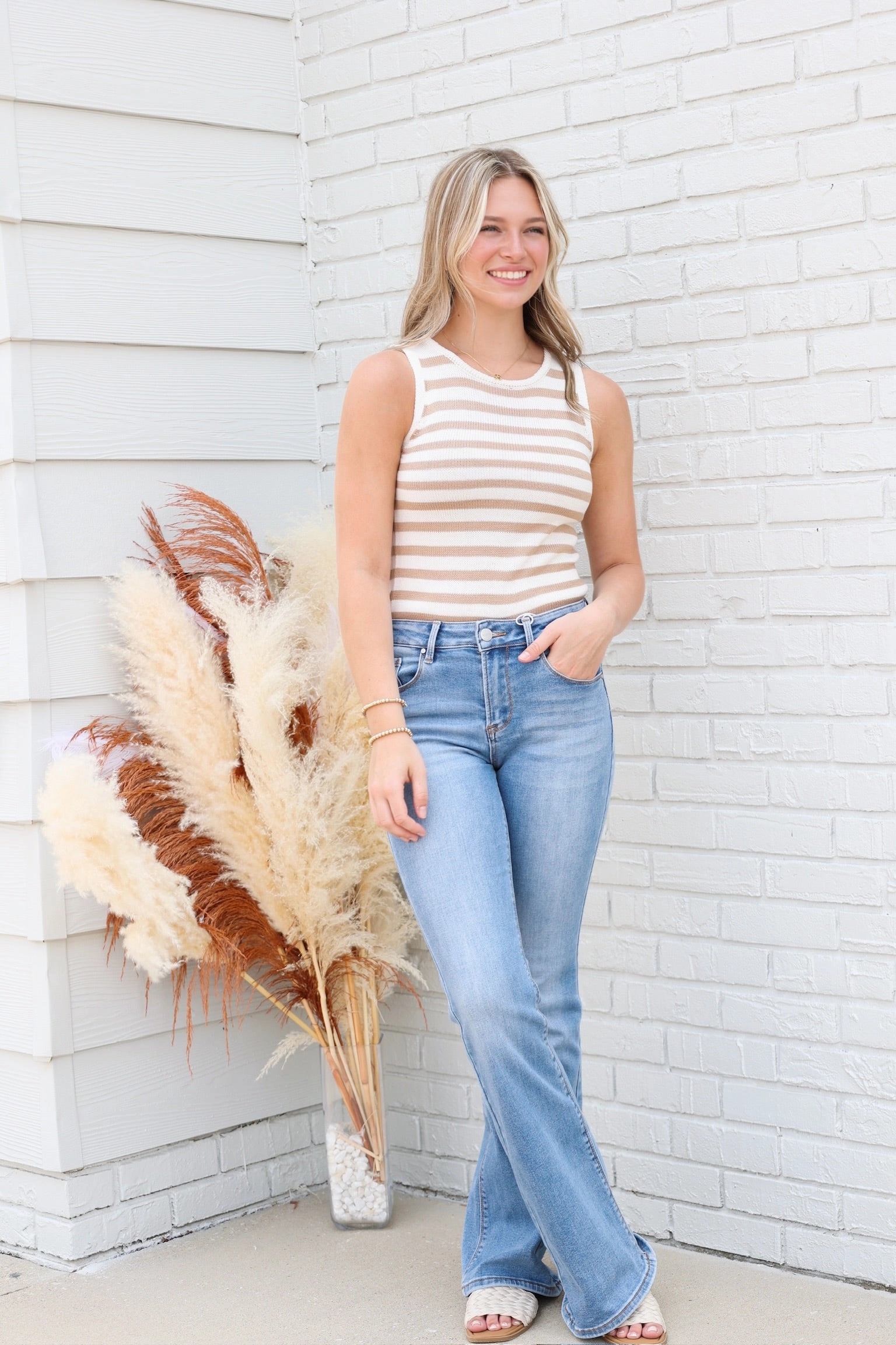 Saber Flare Jeans Trendy Fit Travel Ease