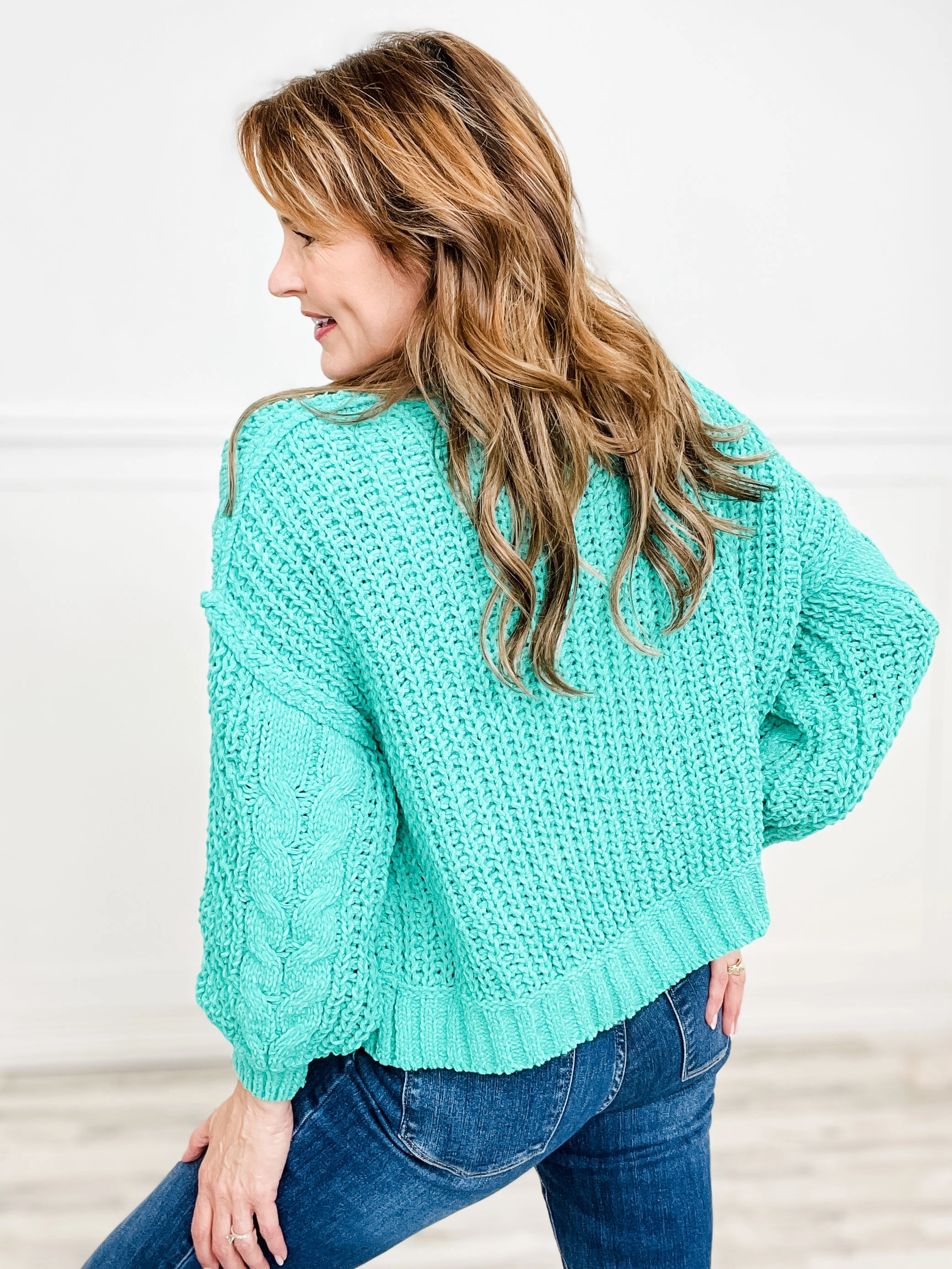 Quick Fit Stretch Odor Resistant Under The Bridge Mock Neck Balloon Sleeve Cable Knit Sweater