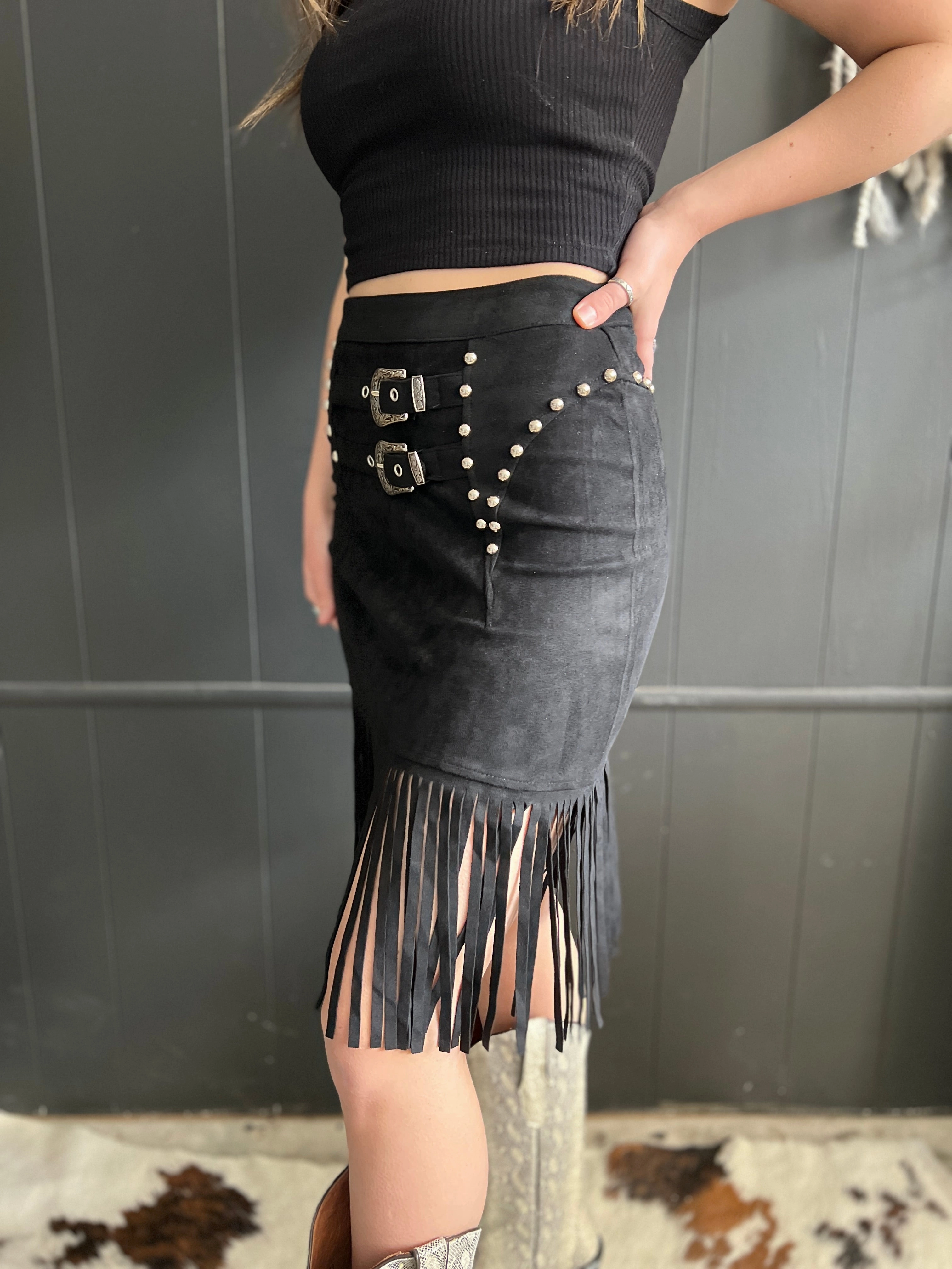 L&B Black Double Buckle Studded Suede Fringe Skirt Relaxed Vibe