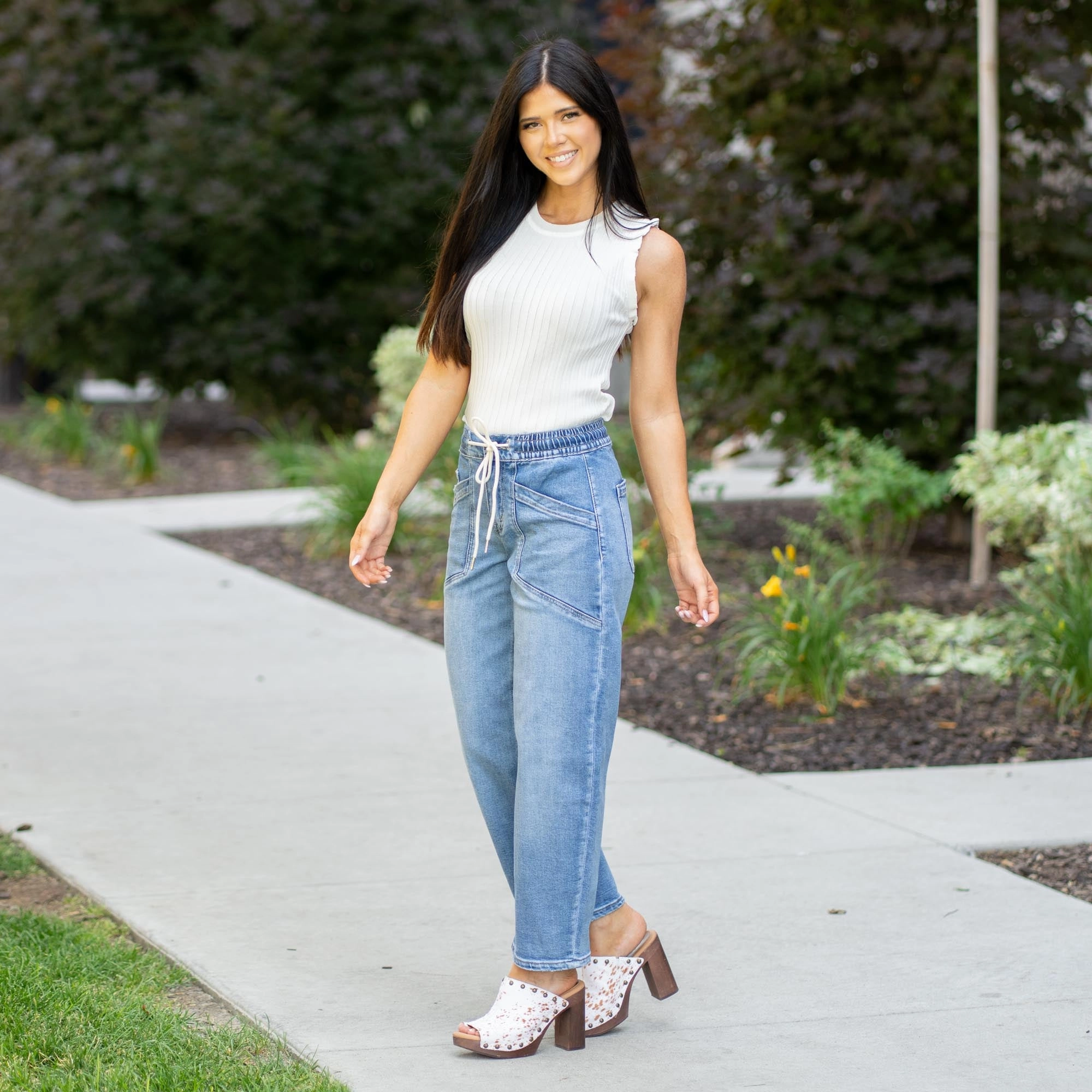 Outfit Mix Professional Wear Premium Winter Warmth Upstanding High Rise Elastic Waistband Wide Barrel Fit