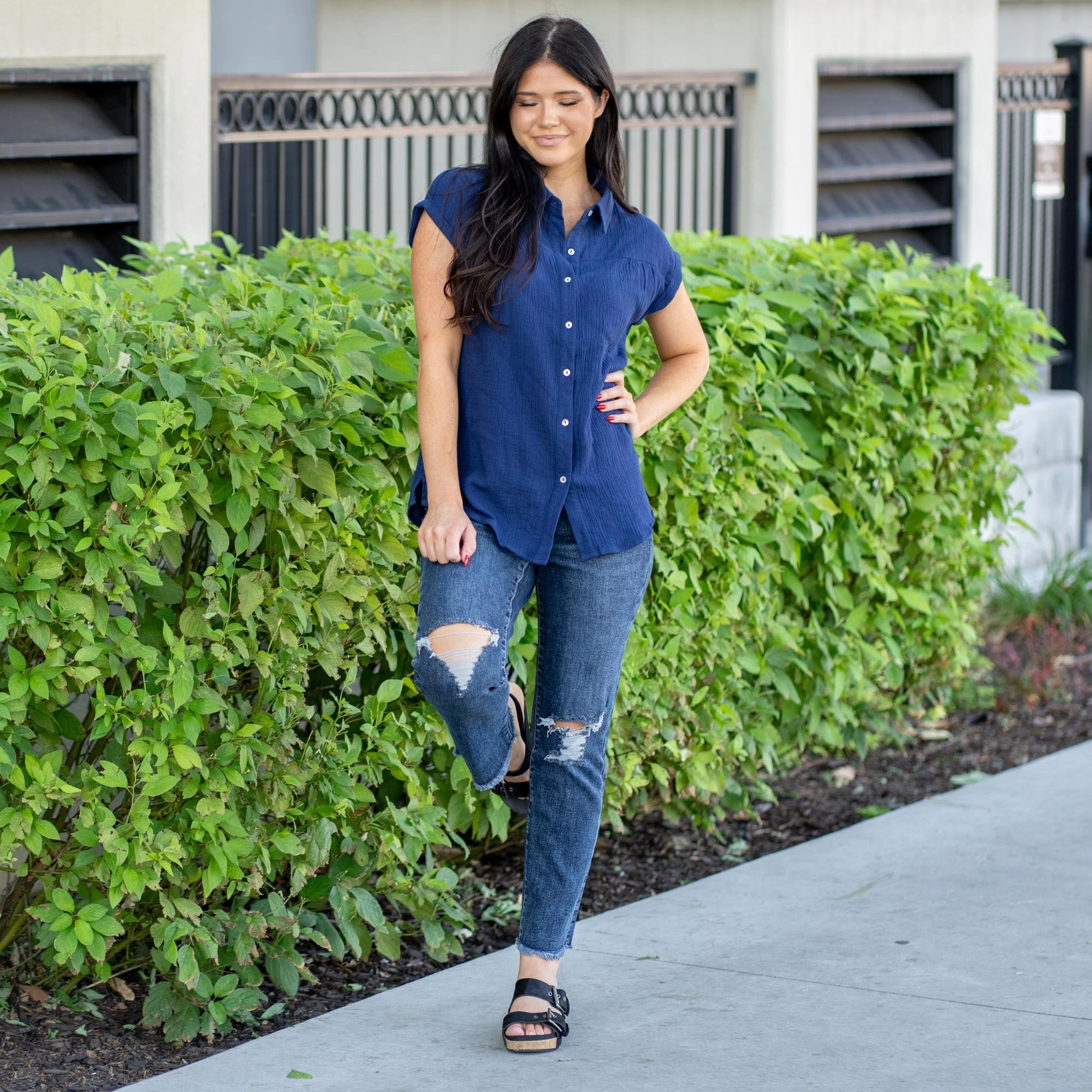 AntiStaticLining Vanilla Bay Elise Shirred Cotton Gauze Top Navy