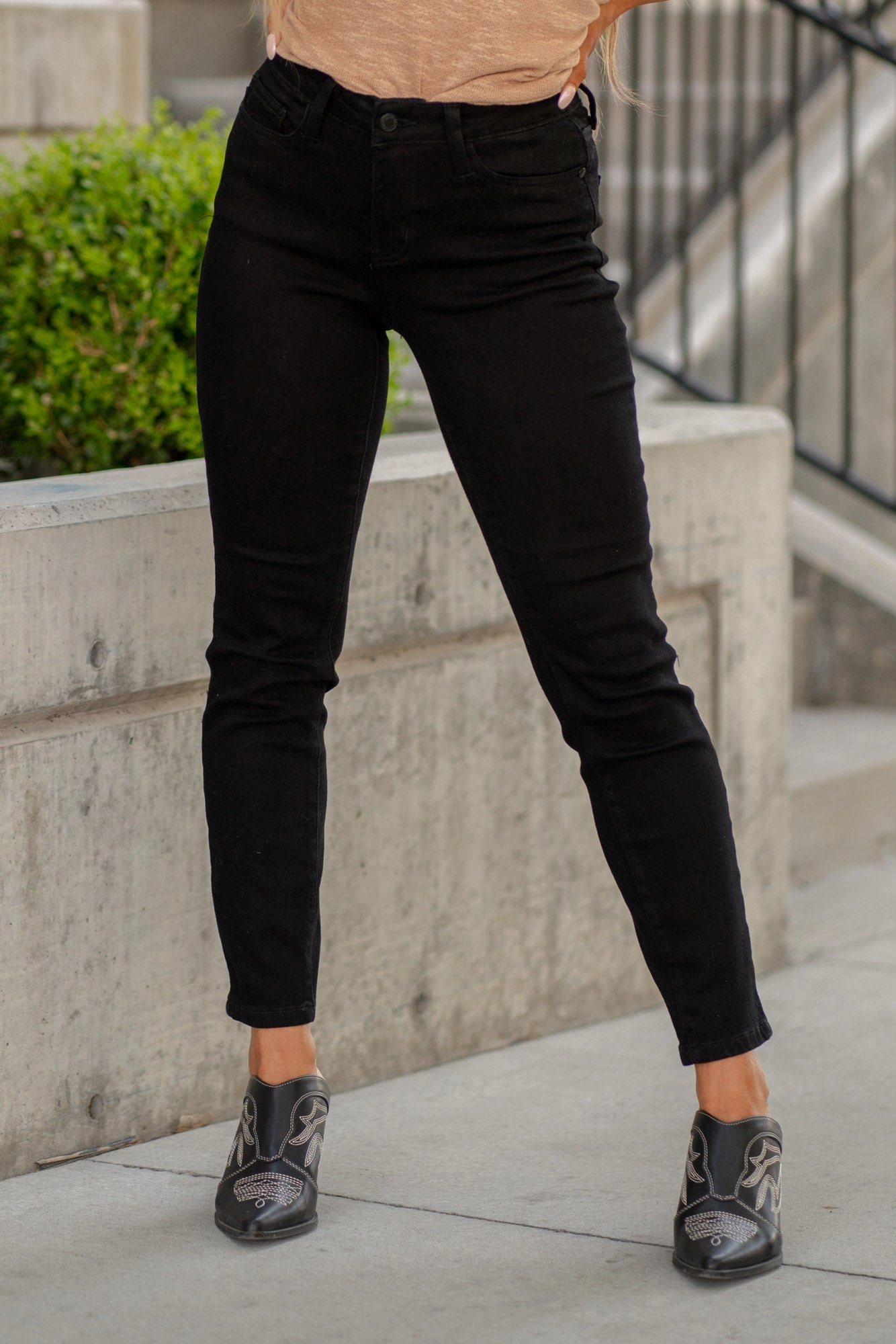 Fashion Focus Soft Wash Treatment Gracie-James Mid Rise Slim Fit Regular & Plus Sizes