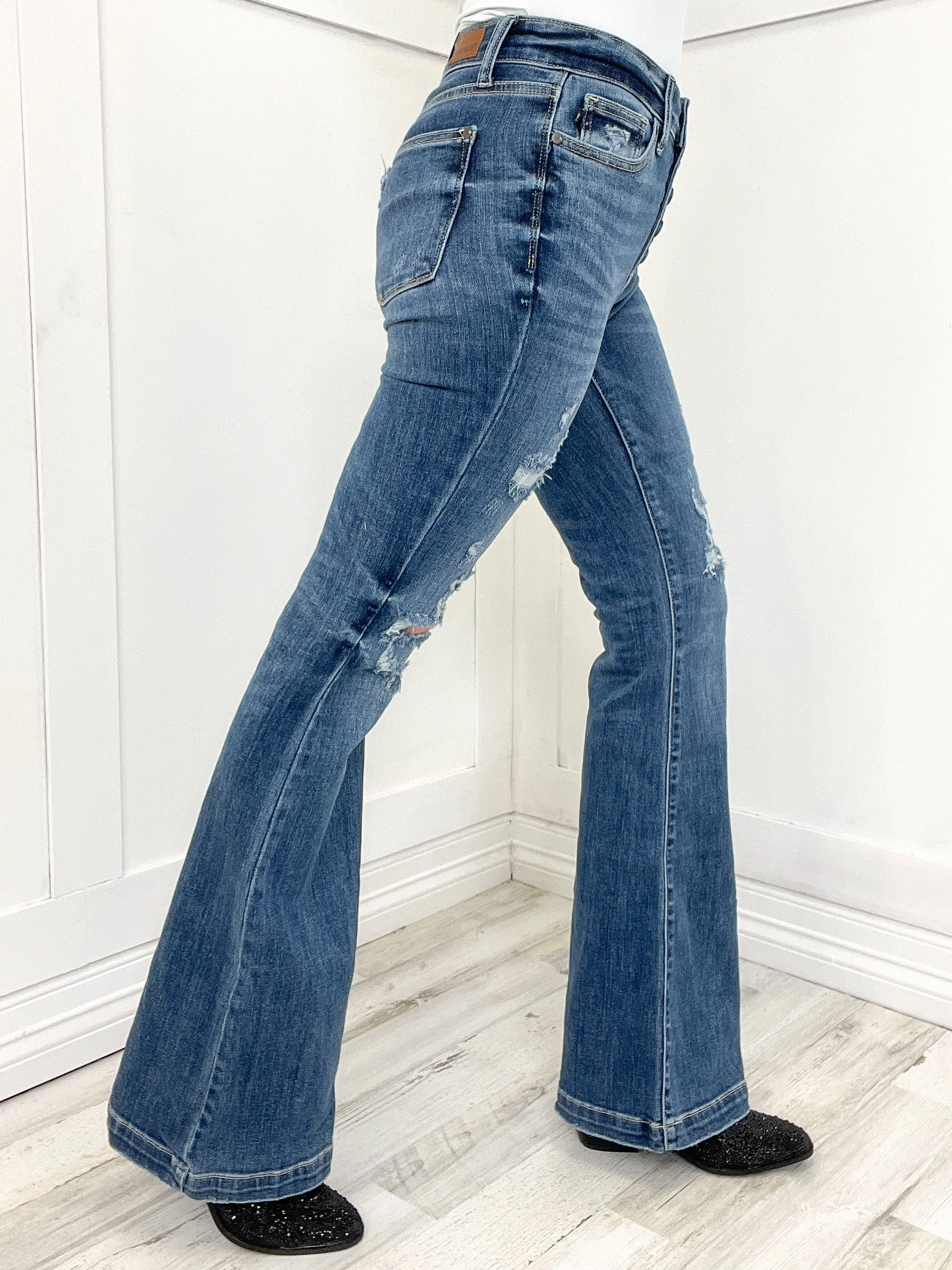 Judy Blue LUNA Button Fly Distressed Trouser Denim Jeans Spring Mood Slim