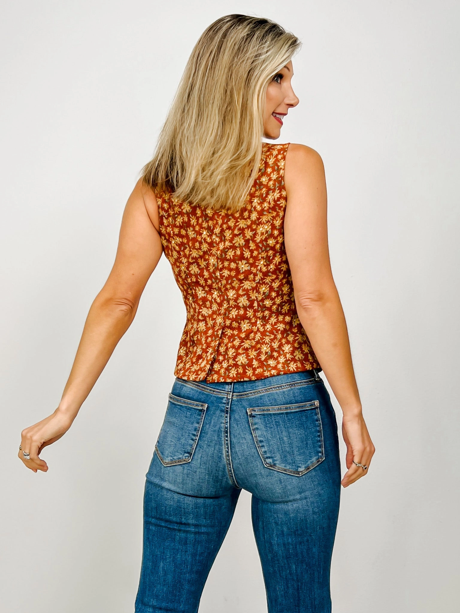 Slim Fit Button Front Floral Corduroy Vest Top Moisture Management Fabric