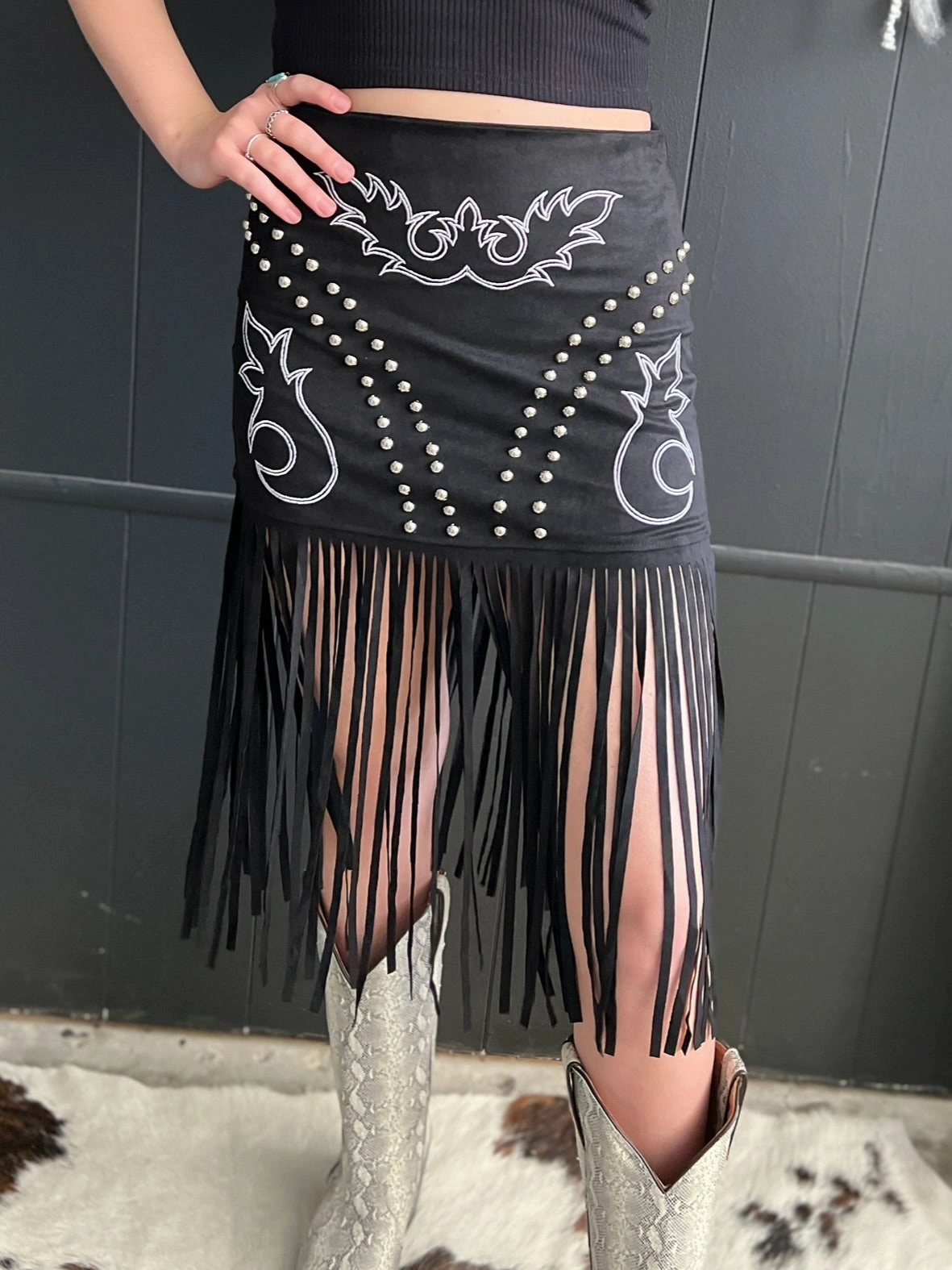 L&B Black Western Boot Stitch Embroidered Studded Suede Fringe Skirt Casual Look