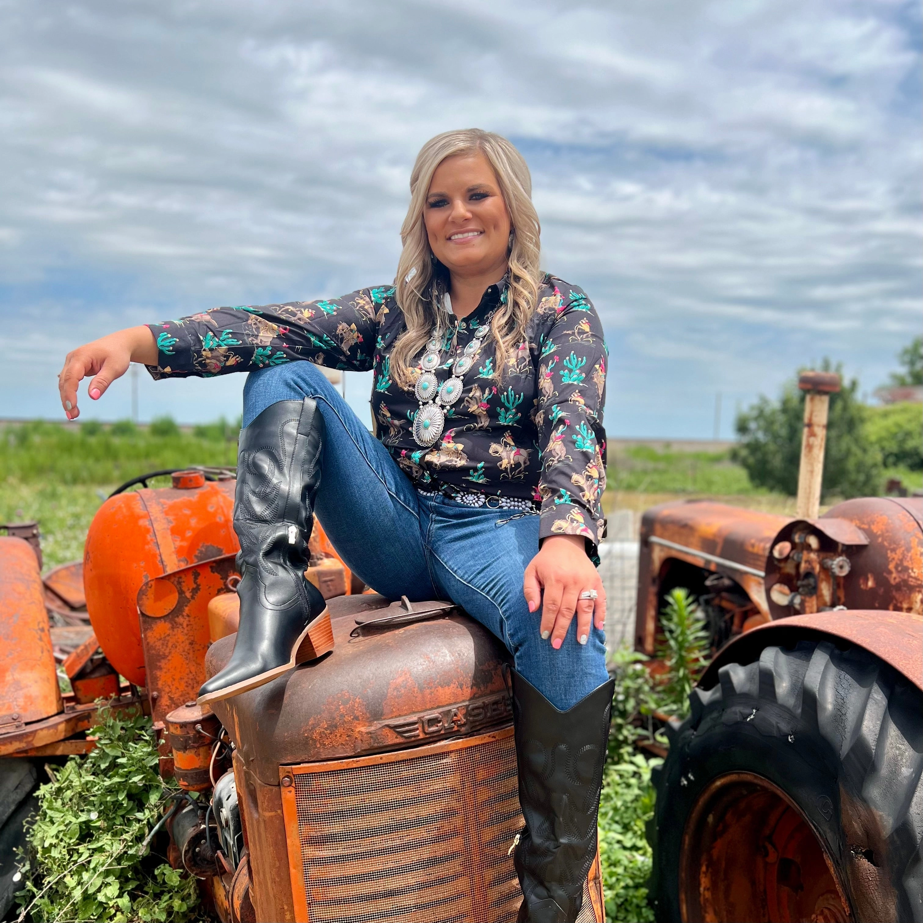 PLUS Western Grit Top AllSeason Wearability